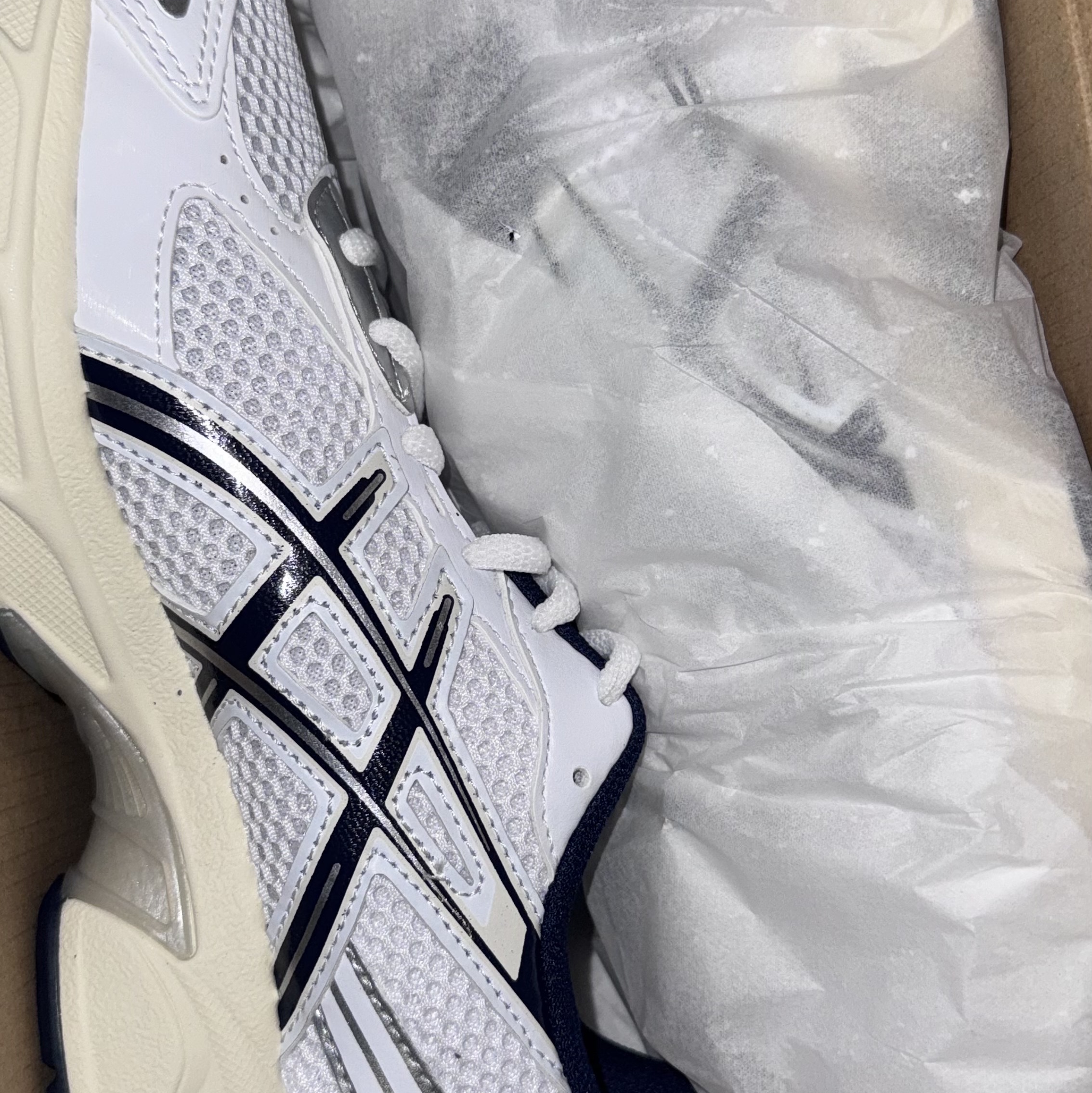 (W) Asics Gel-1130 White Midnight 착용 스타일 - 2