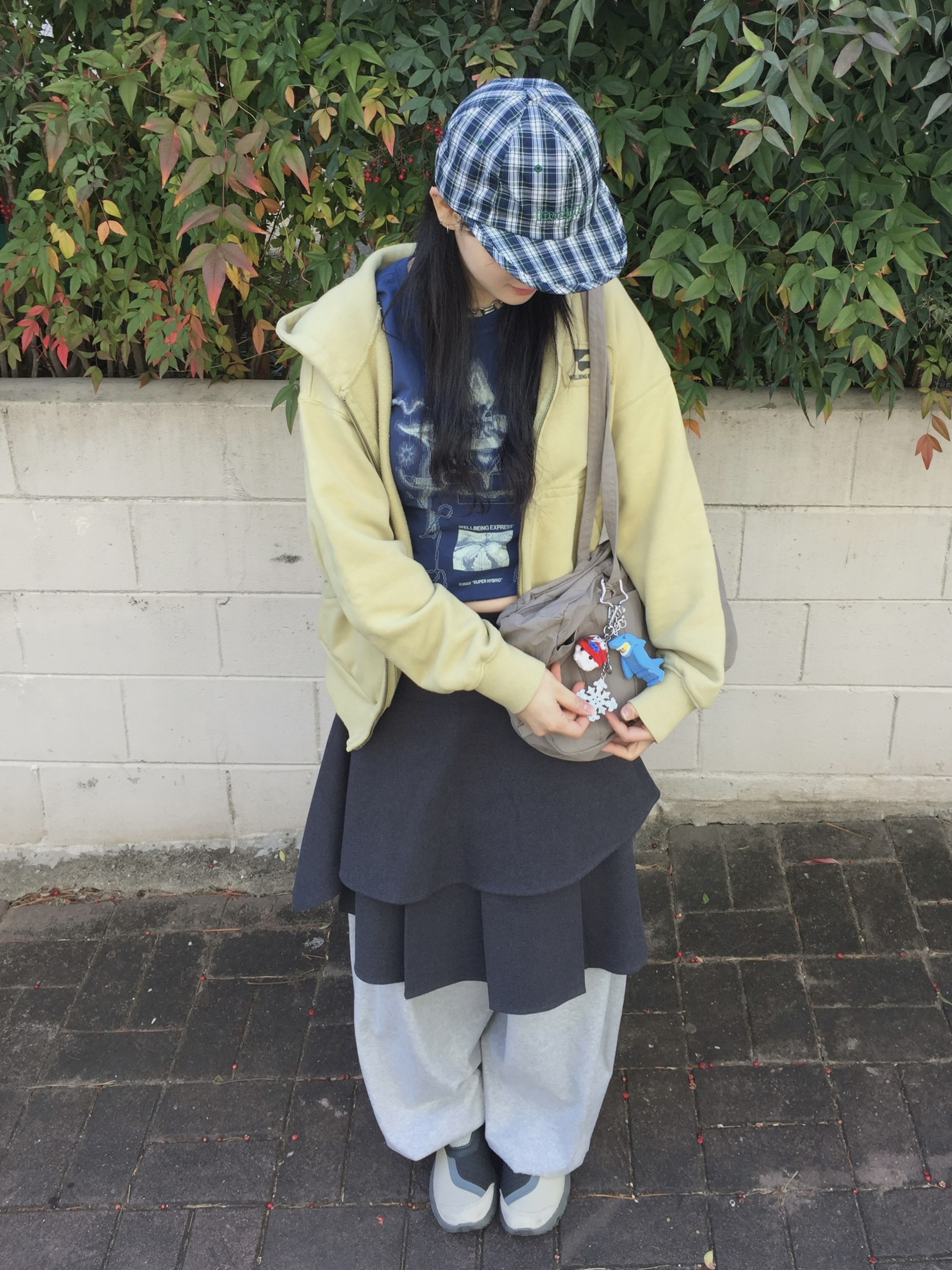 BP2DISORDER Lovelylove Camp Cap Check, Salomon RX Snug Moss Gray 착용 스타일