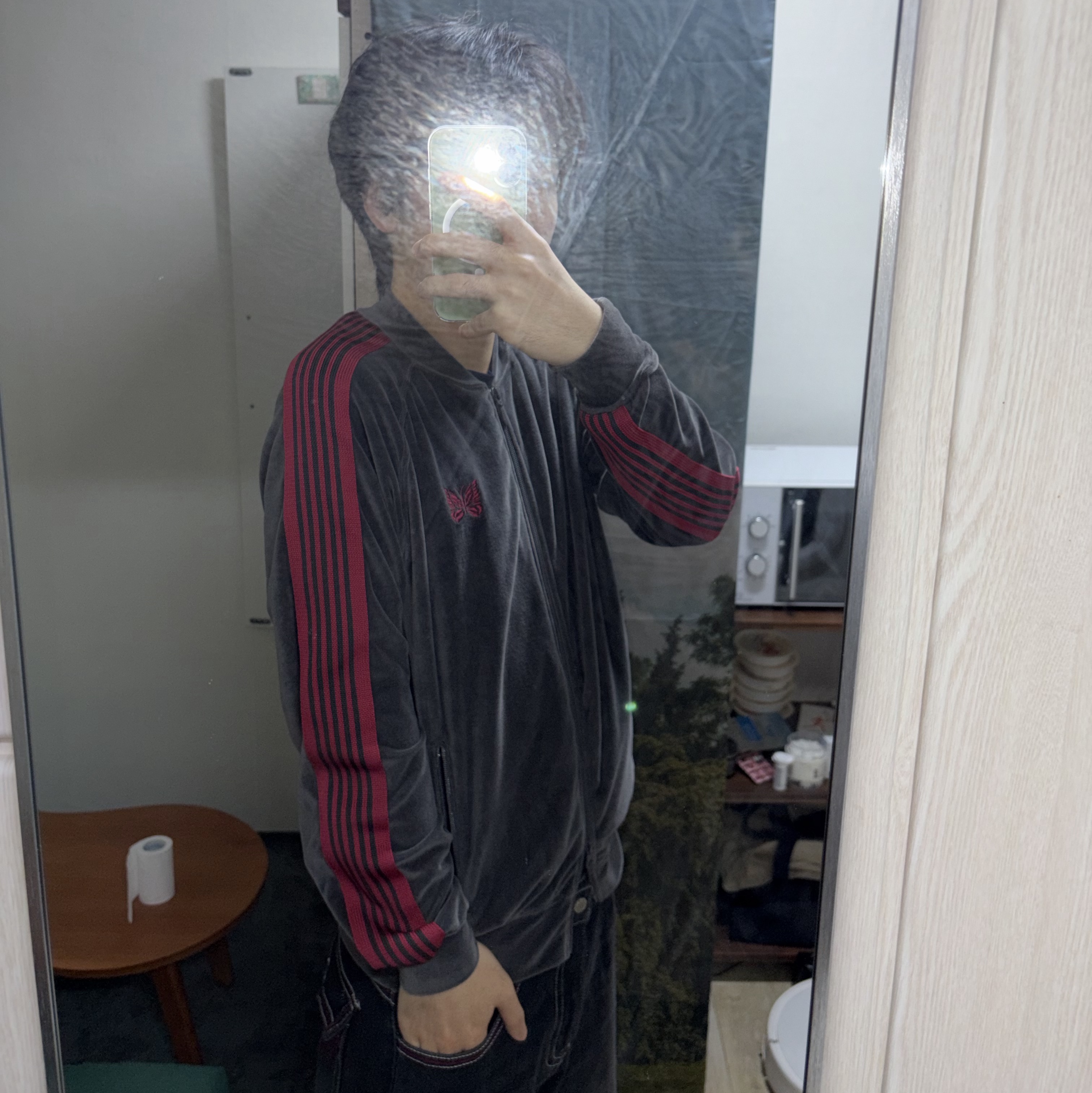 Needles R.C. Track Jacket Velour Charcoal 착용 스타일 - 1