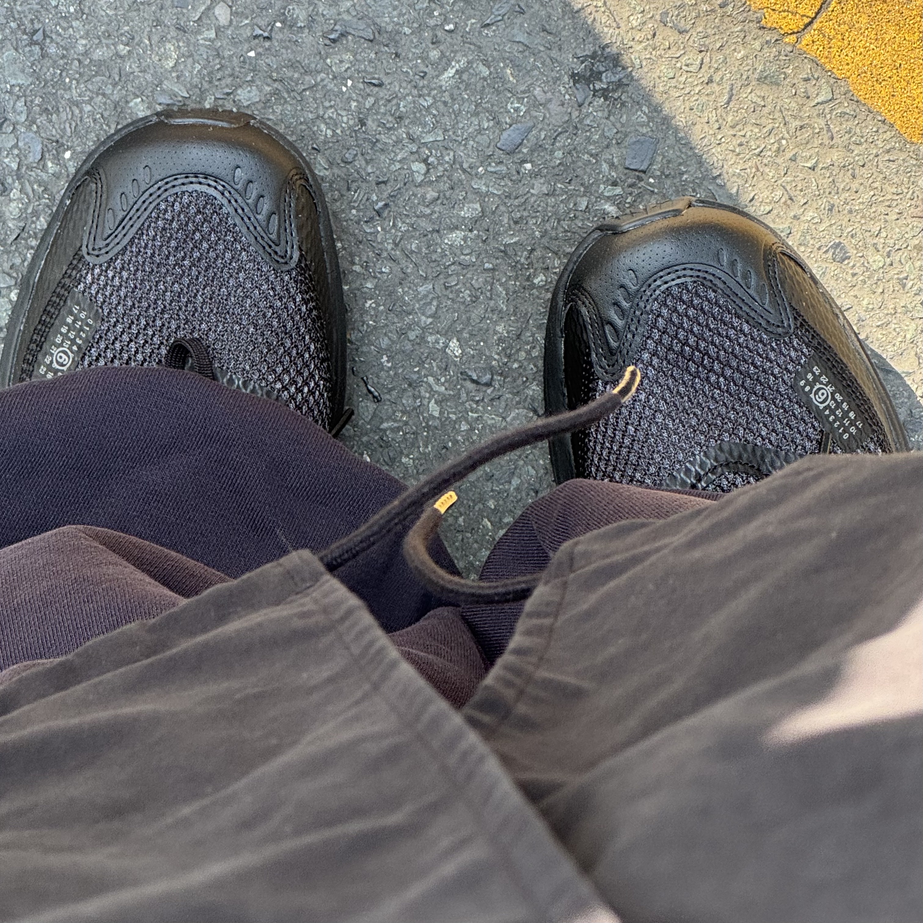 Salomon x MM6 Maison Margiela Spectur 2 Black Pewter 착용 스타일