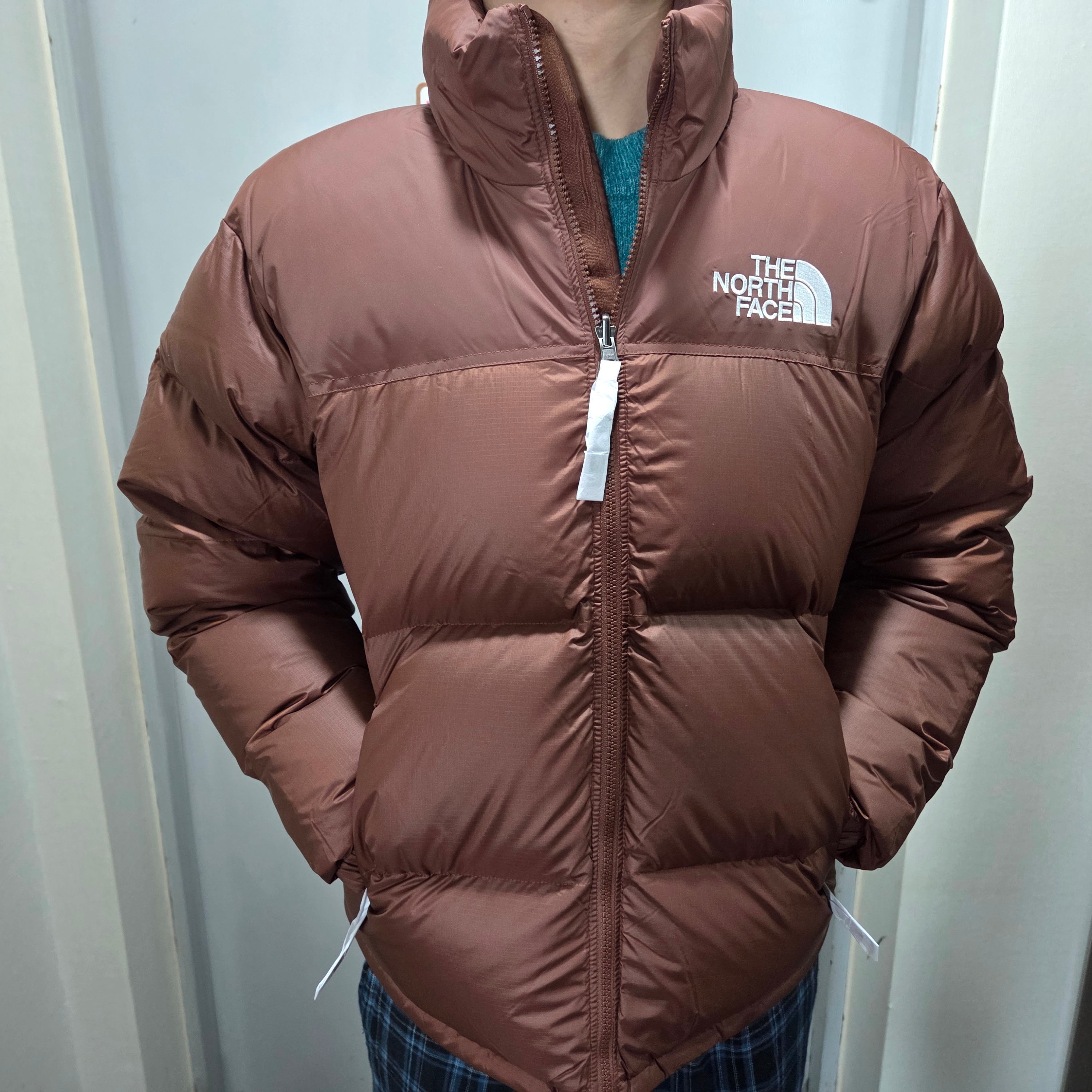 The North Face 1996 Eco Nuptse Jacket Brown 착용 스타일 - 1