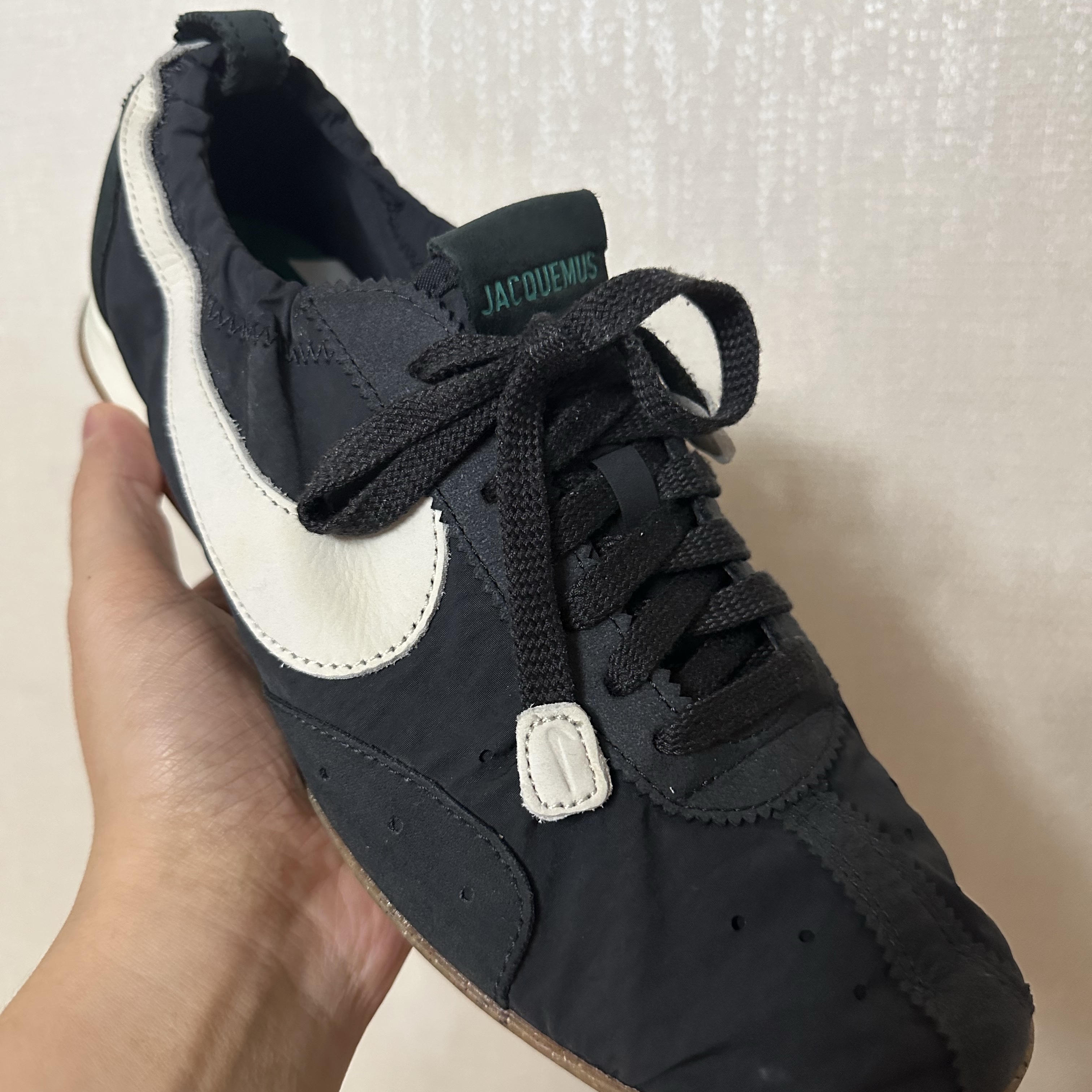 Nike x Jacquemus Moon Shoe SP Off Noir Cashmere 착용 스타일