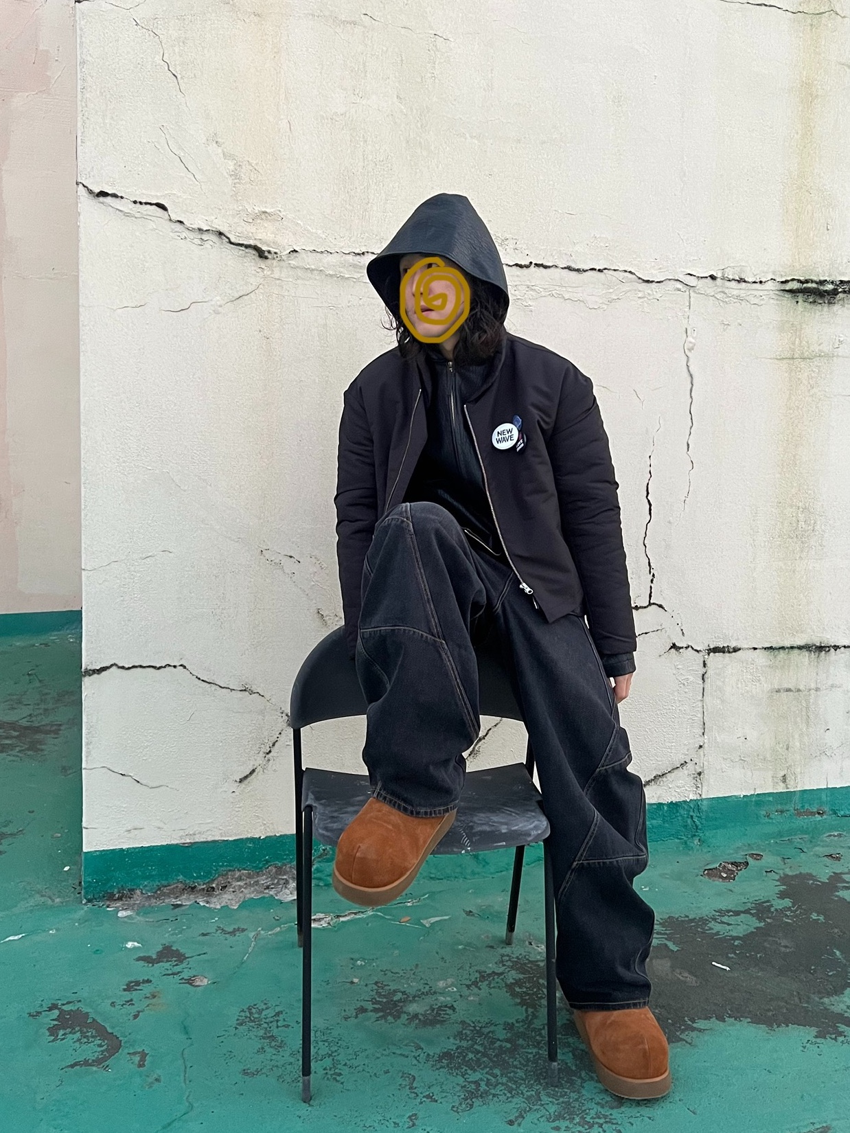 Hono Report Hooded Zip-Up Black, Farfromwhat Far Pin Button & Safety Pin 착용 스타일 - 7