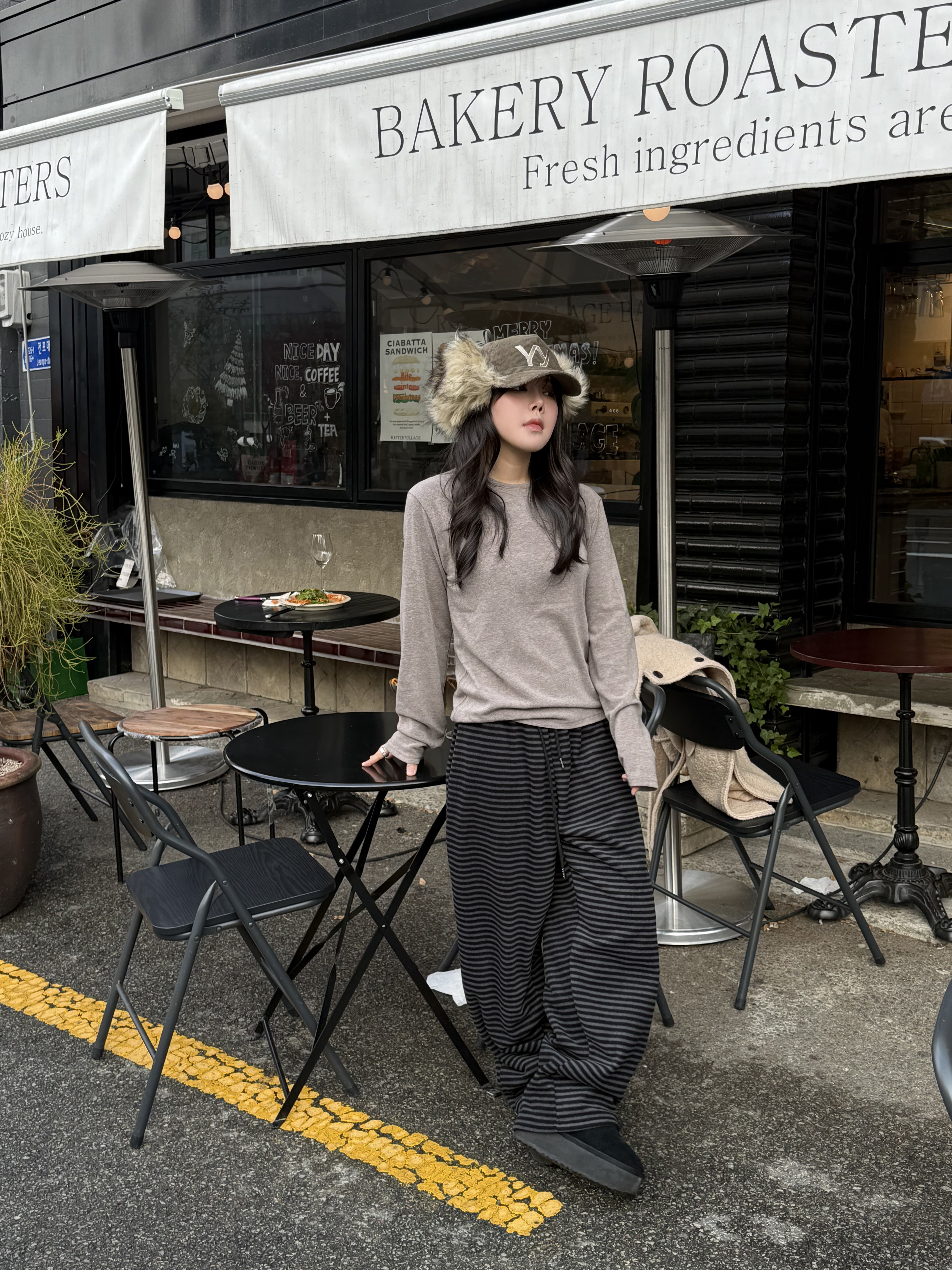 Open Yy Faux Fur Corduroy Earflap Cap Khaki 착용 스타일 - 4
