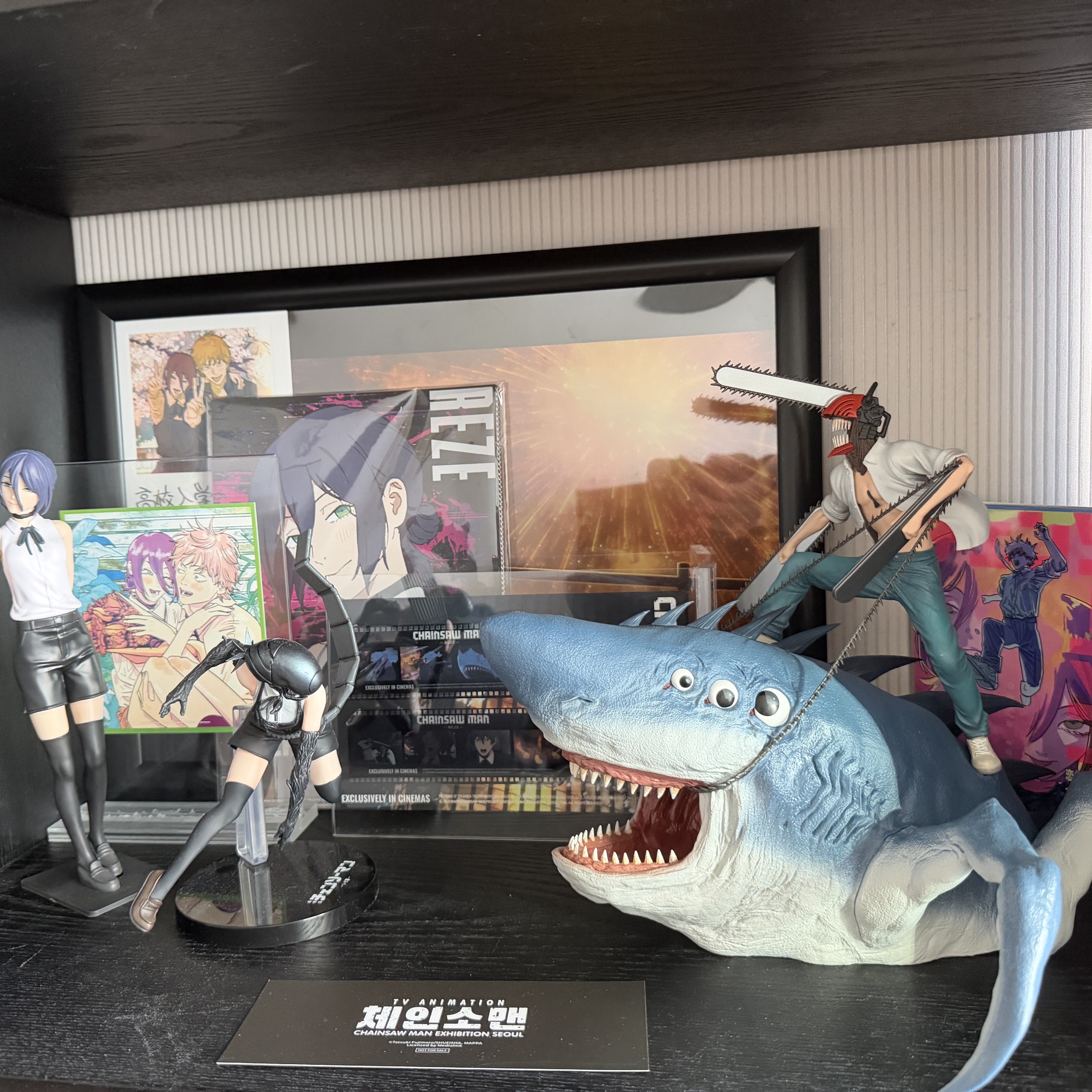 Bandai Ichiban Kuji Movie Chainsaw Man Reze Arc Last One Prize Chainsaw Man & Beam Figure MEGAIMPACT, Bandai Ichiban Kuji Movie Chainsaw Man Reze Arc B Prize Bomb Figure 착용 스타일