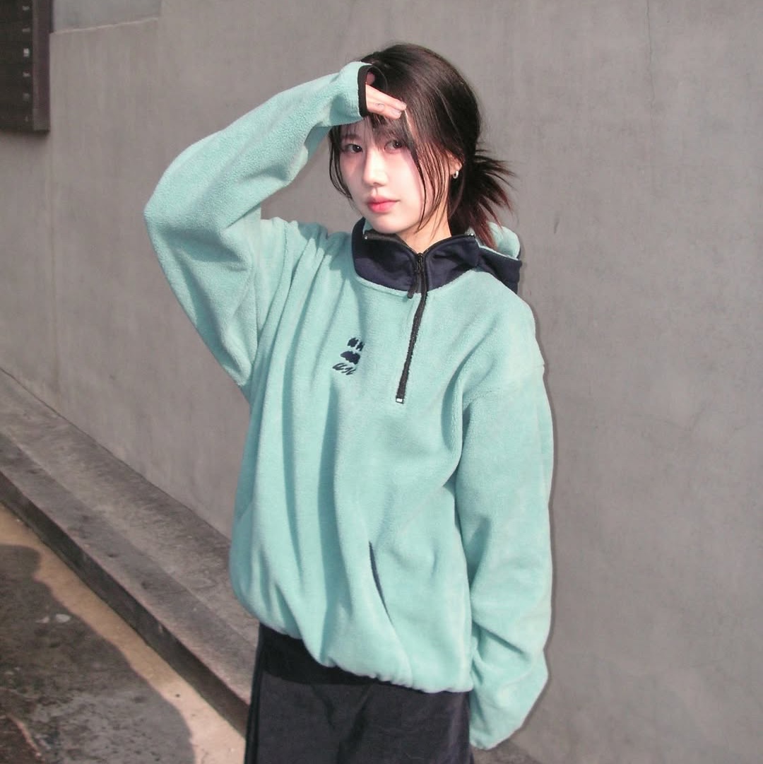 Express Holiday Cloud Symbol Pleece Anorak Mint, Express Holiday Cloud Symbol Pleece Anorak Brown 착용 스타일 - 1