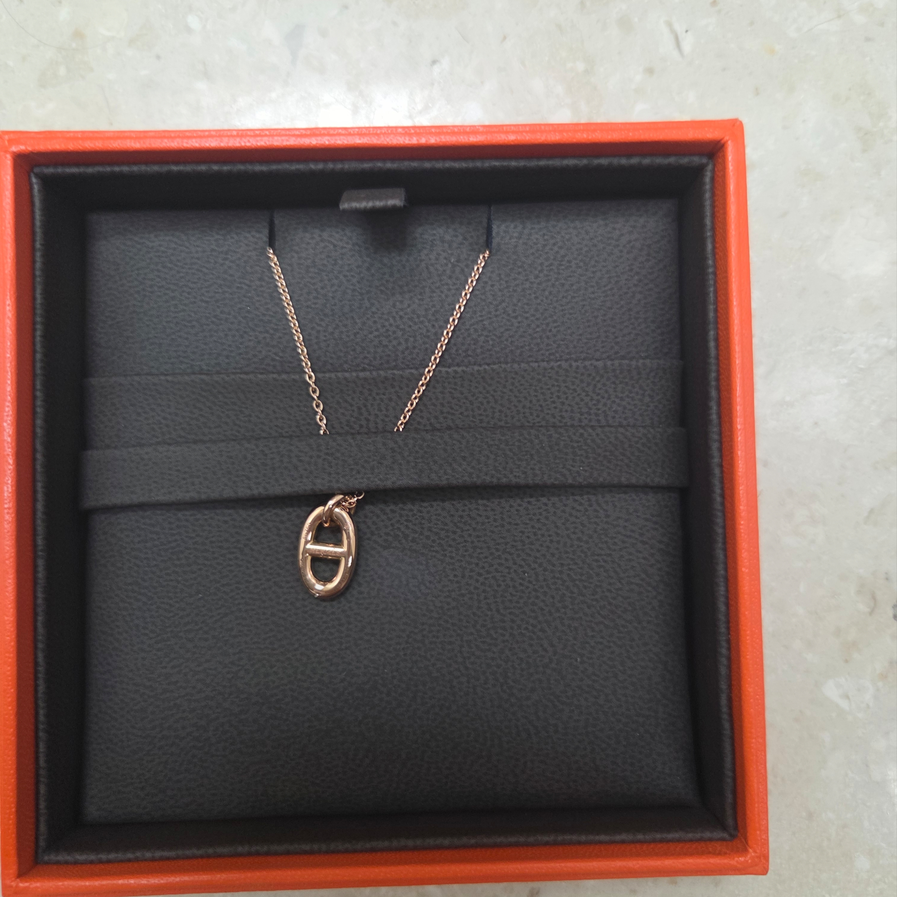 (W) Hermes Small Farandole Pendant Rose Gold 착용 스타일