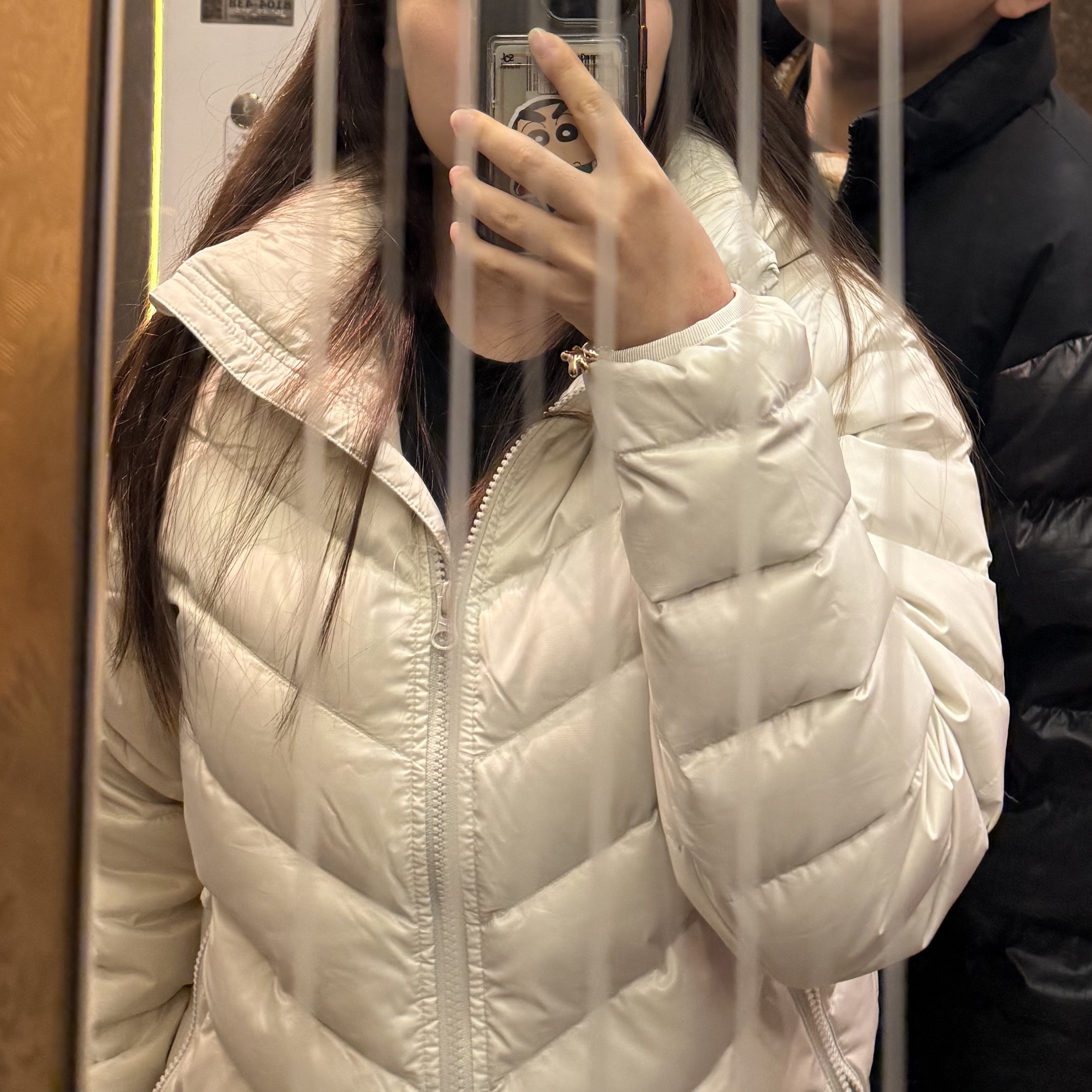 (W) Nike NSW Wind Puffer Therma-Fit Hooded Padded Light Bone Sail 착용 스타일 - 1