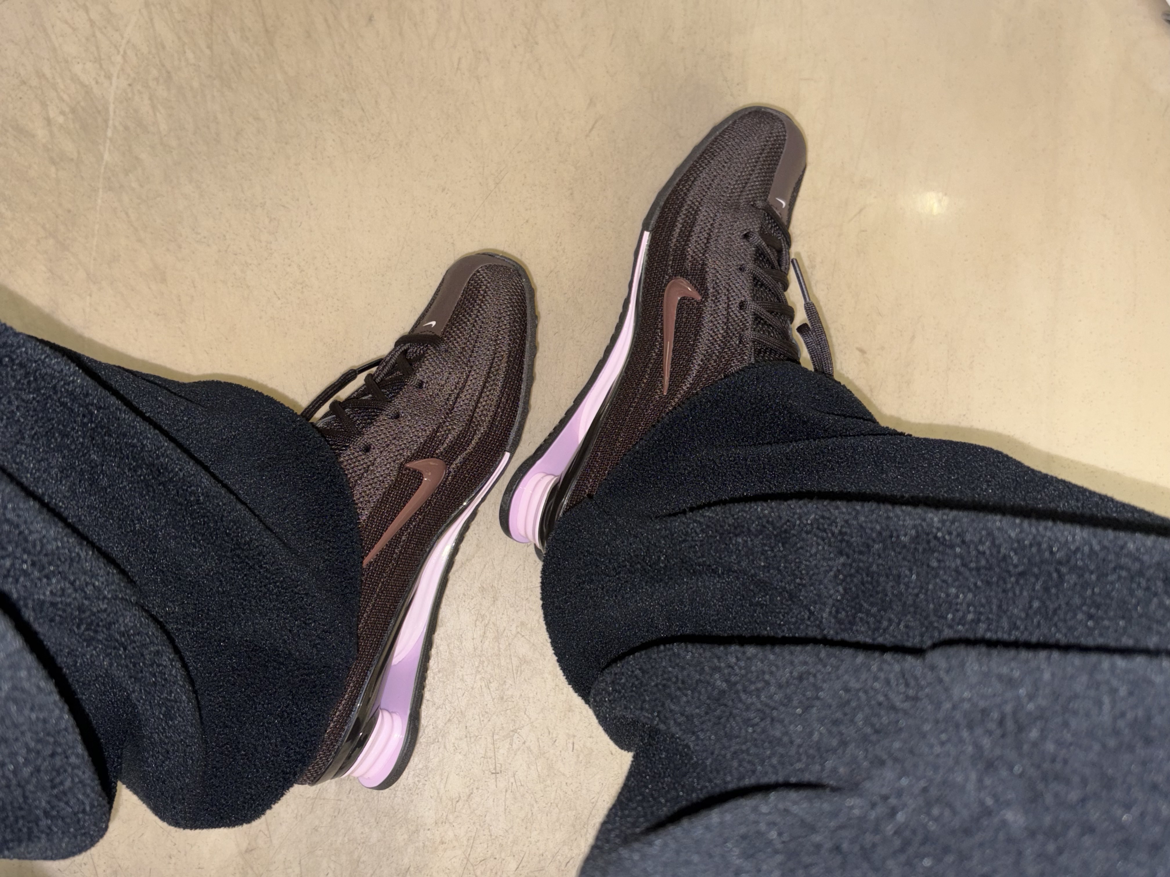 Uniqlo x Needles Fleece Wide Pants Black - KR, (W) The North Face White Label Novelty Nuptse Down Jacket Cocoa Brown 착용 스타일 - 2