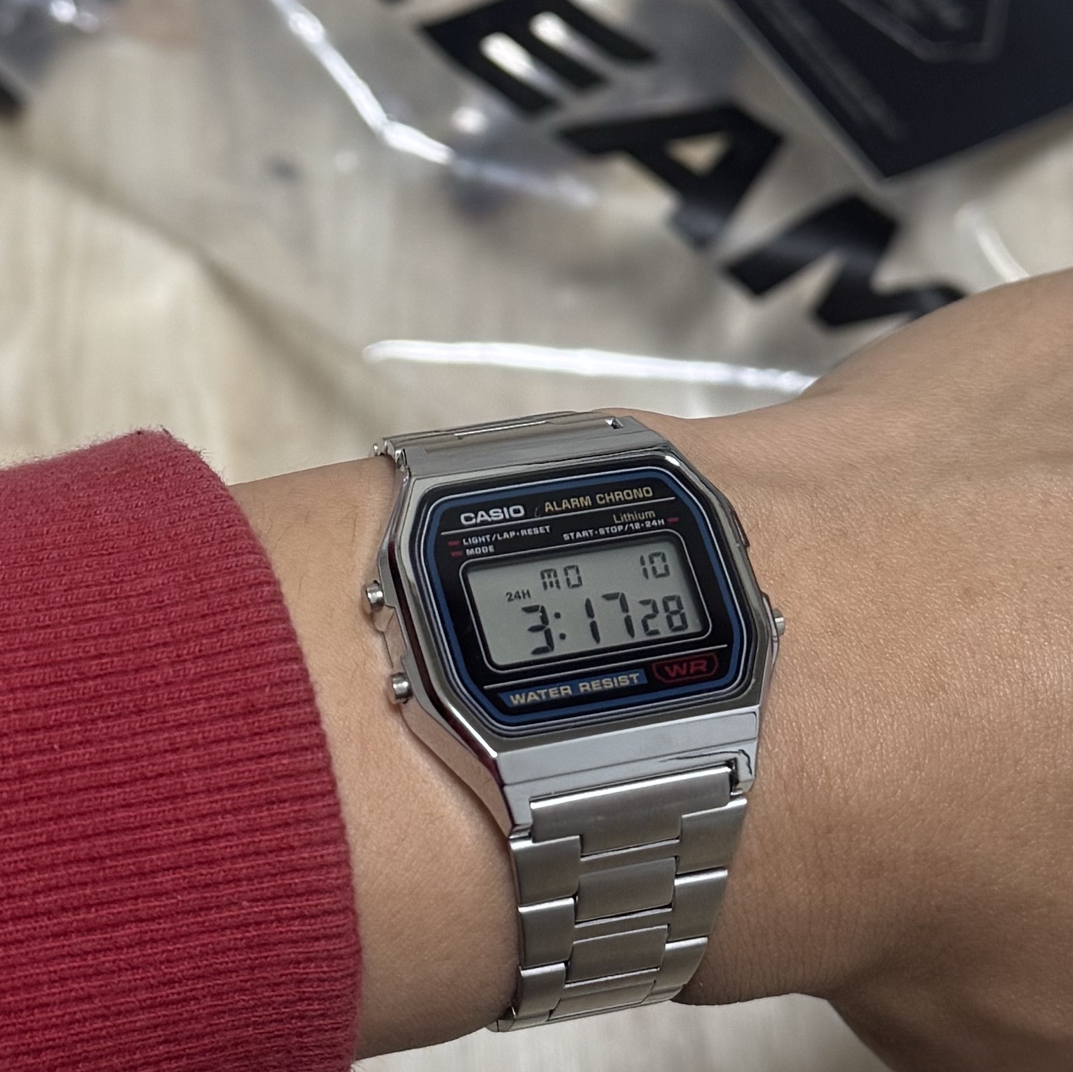 Casio A-158WA-1 착용 스타일