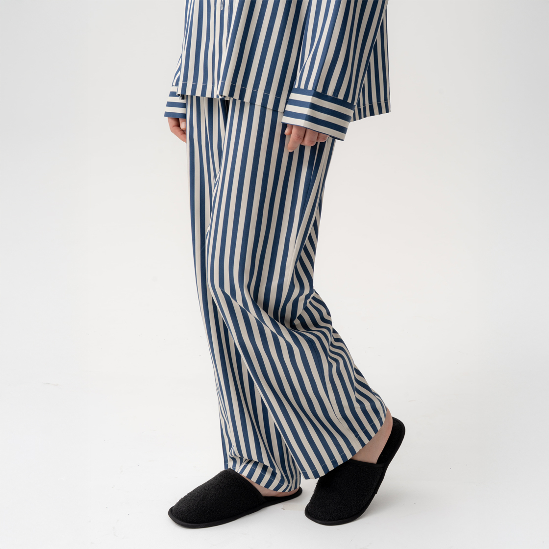 [3% 적립] 씨피티에스 테리 홈 슬리퍼 블랙([3% 적립] CPTS TERRY HOME SLIPPER BLACK) - 3