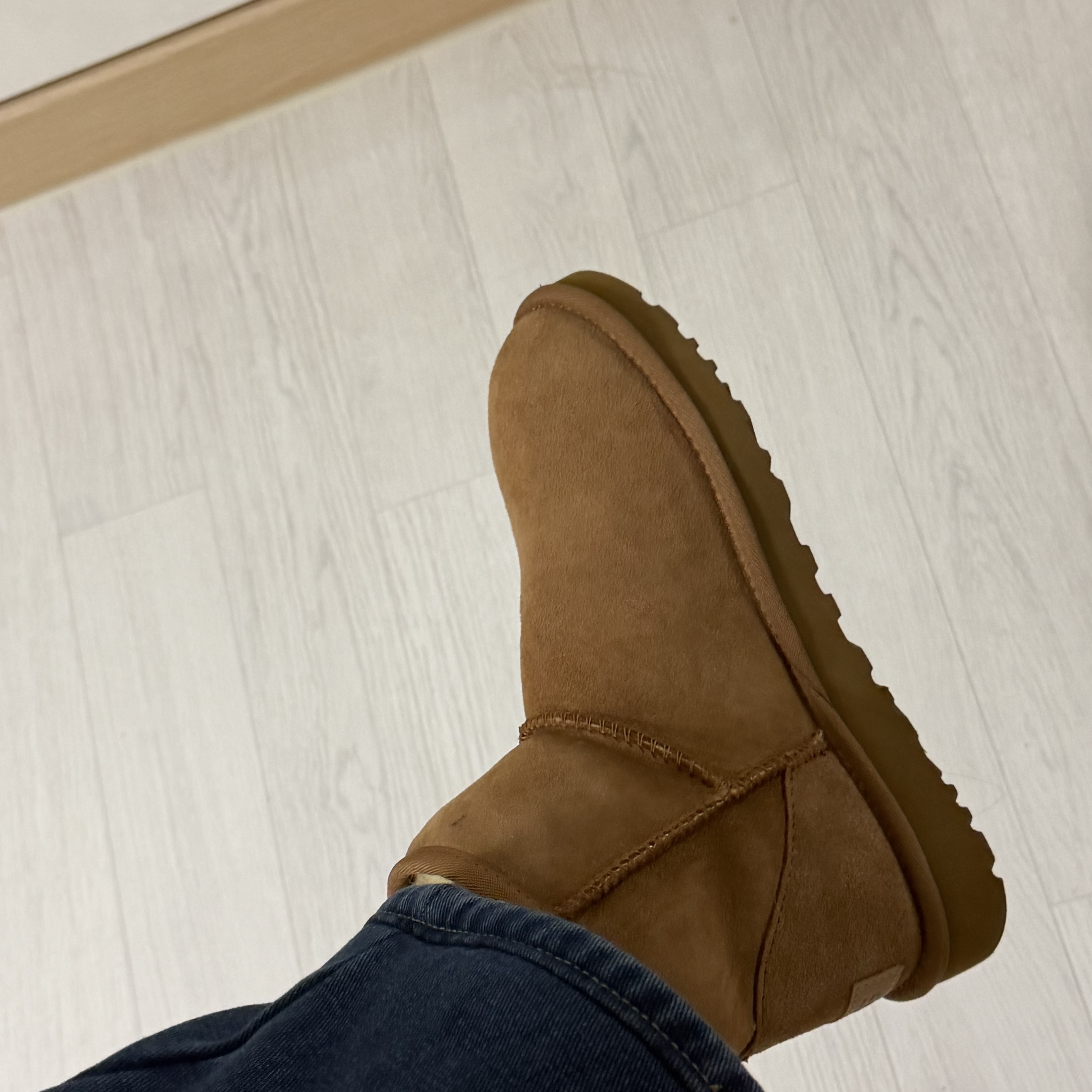 (W) UGG Classic Mini II Boots Chestnut 착용 스타일