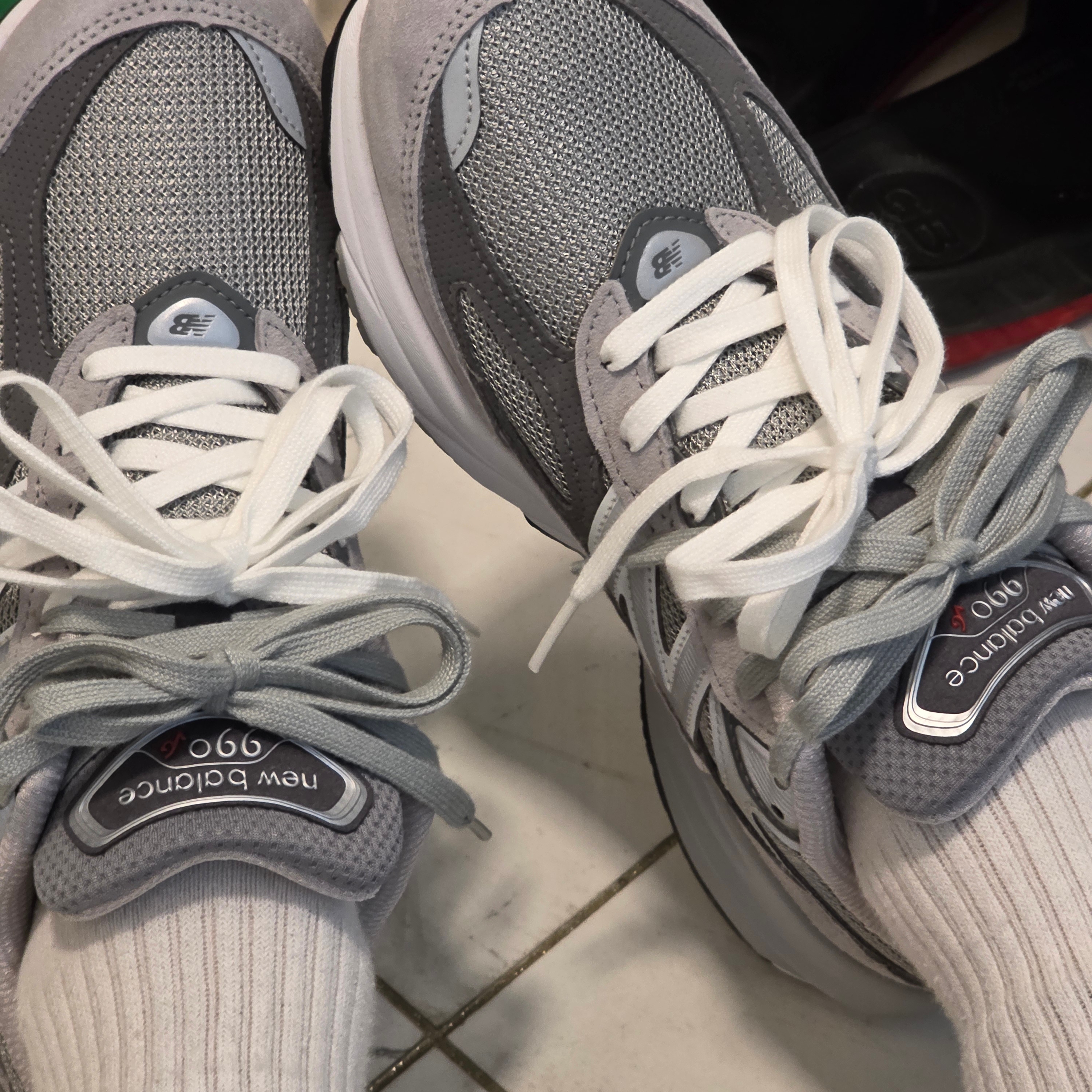 New Balance 990v6 Made in USA Grey - D Standard 착용 스타일 - 2