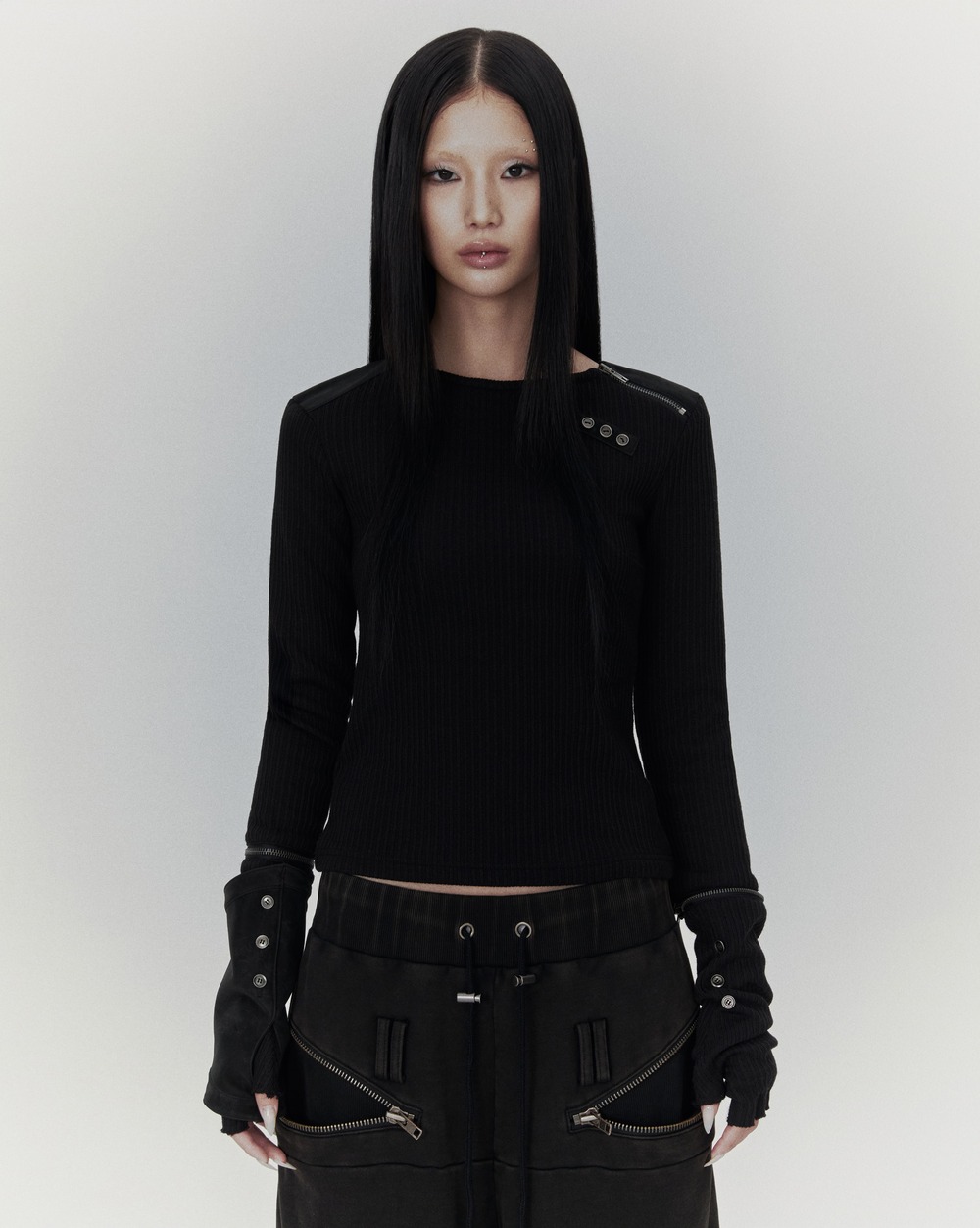 (W) 보니앤키예 디텍터블 지퍼 레더 탑 블랙((W) bonienkiye Detachable Zipper Leather Top Black) - 4