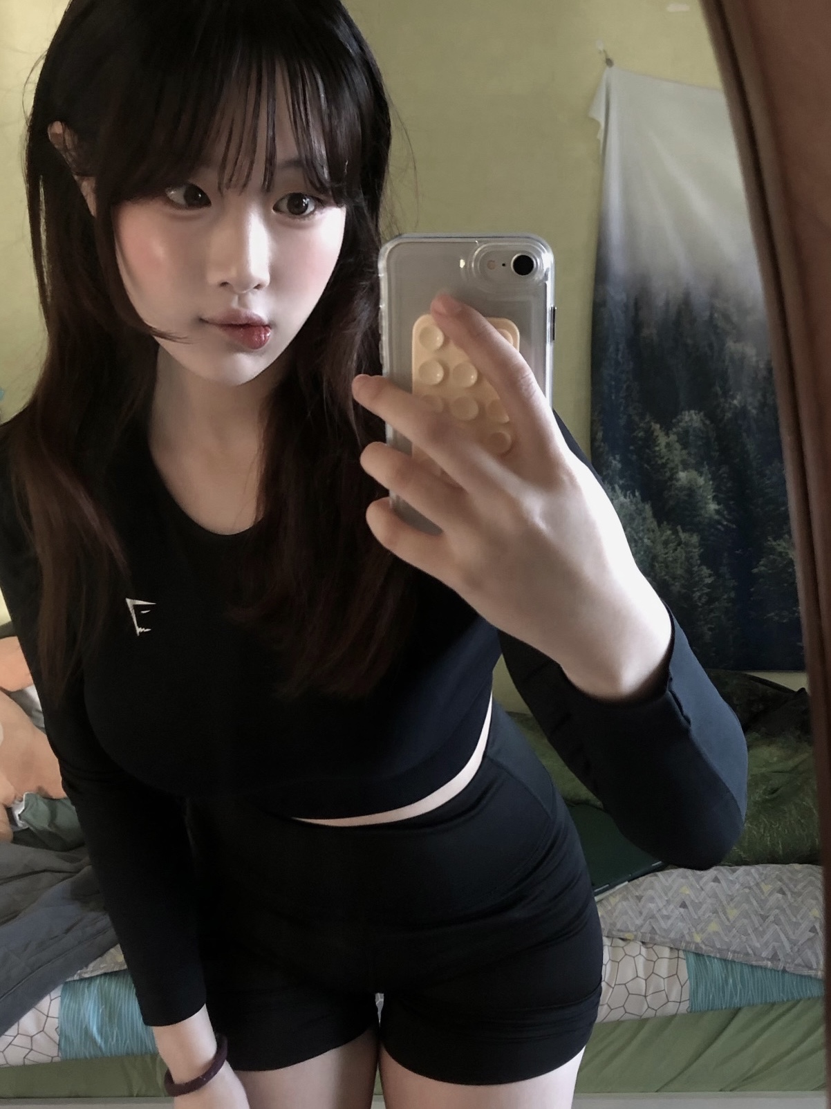 Gymshark Arrival Regular Fit T-Shirt Black, Gymshark Onyx Midnight 5.0 Seamless L S T-Shirt Black Black 착용 스타일 - 2