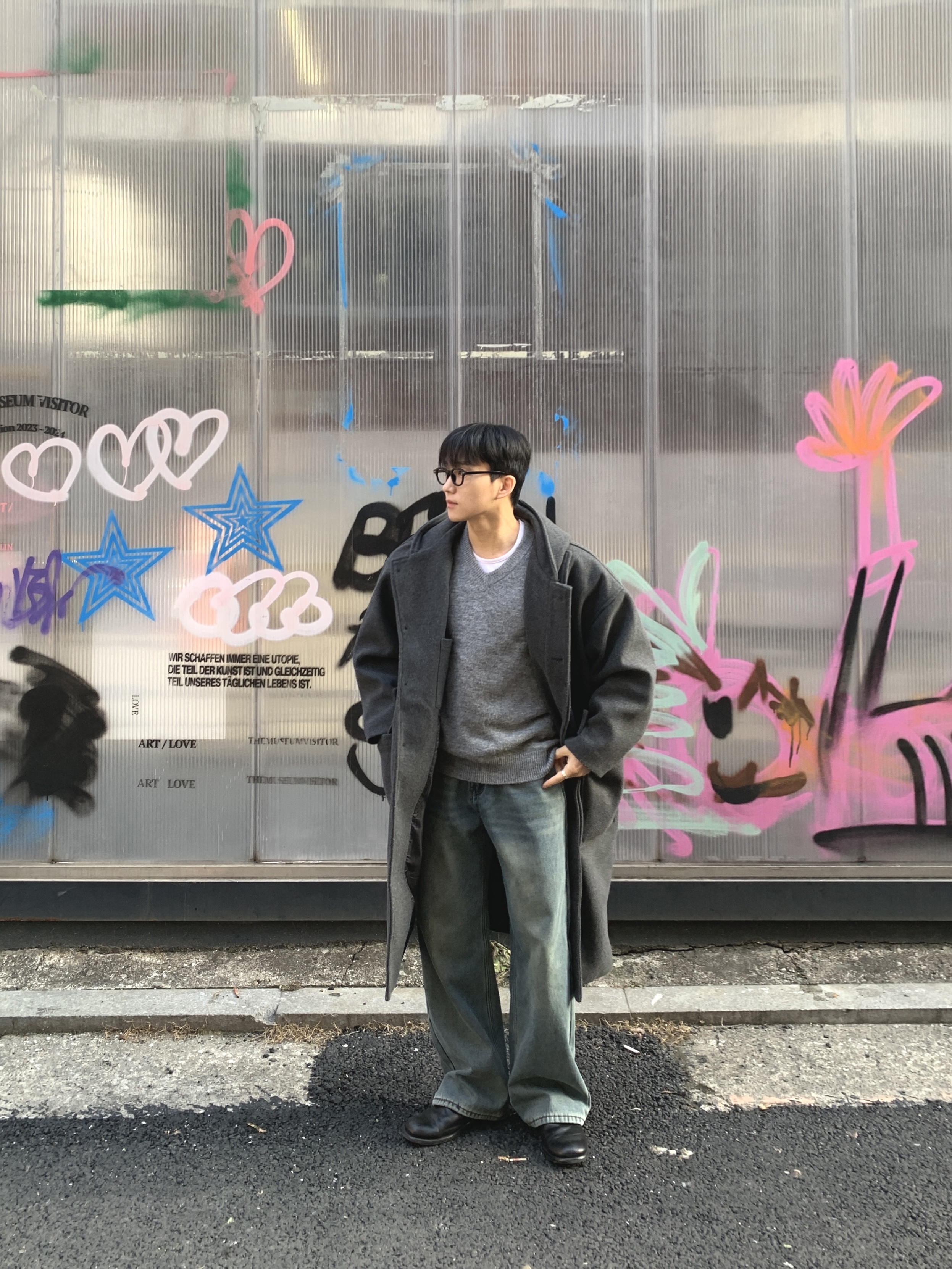 Yase Mud Horsehide Derby Black, Gentle Monster x Maison Margiela MM117 Black Clear 착용 스타일 - 3