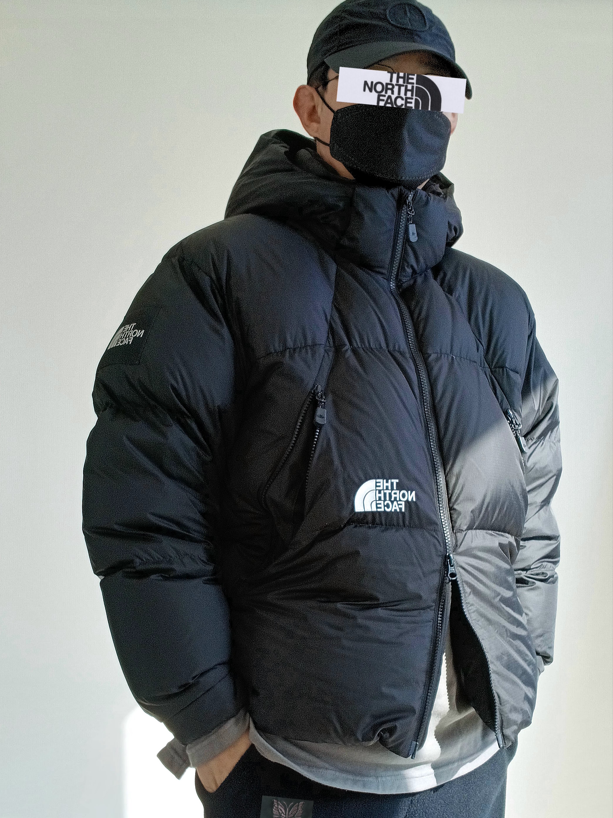 Uniqlo x Needles Fleece Wide Pants Black - KR, The North Face White Label Project Down Jacket RDS Black - 25FW 착용 스타일 - 1