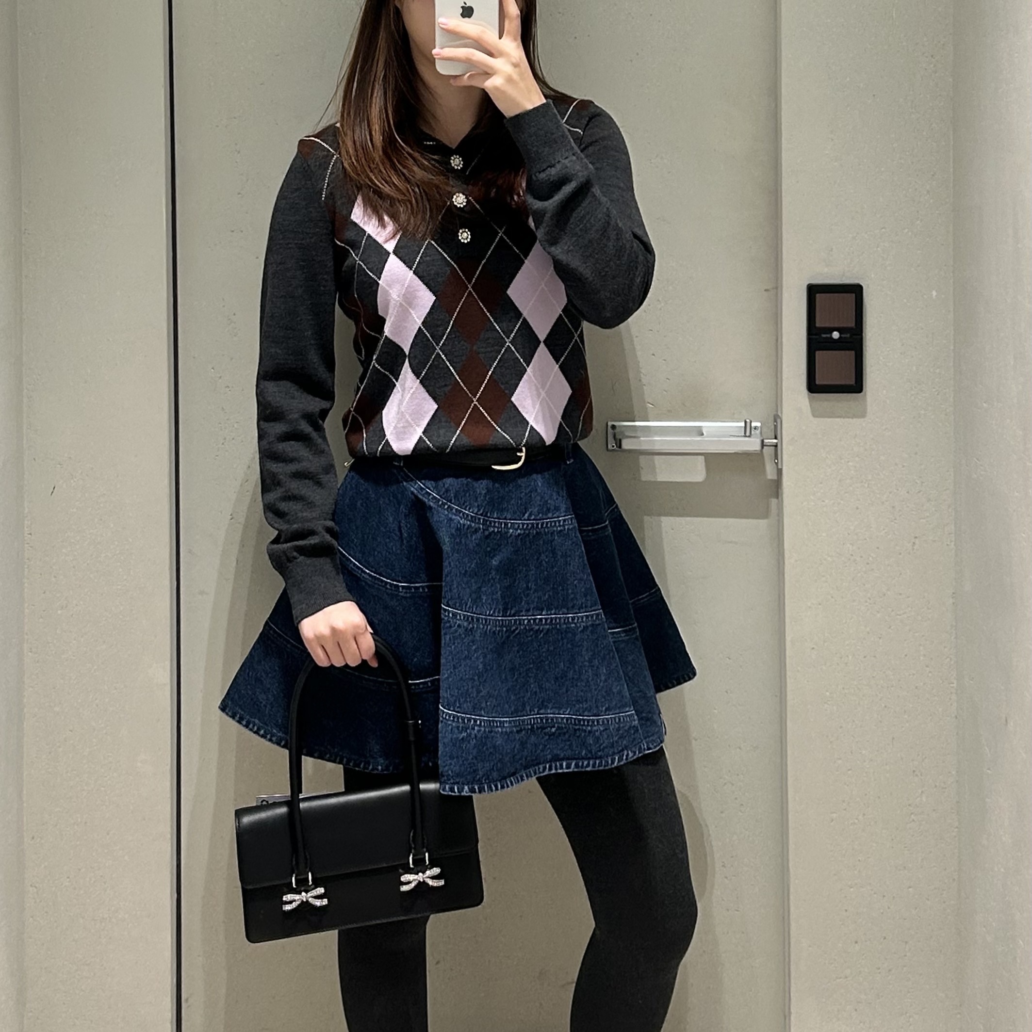 Self Portrait Women Soft Leather Shoulder Bag Black - 25FW 착용 스타일 - 2