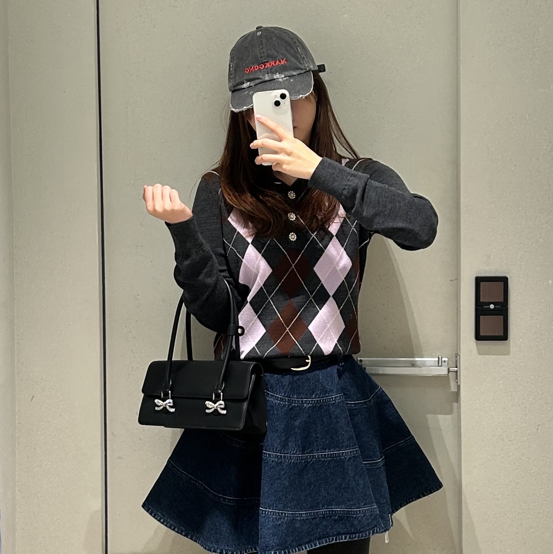 Self Portrait Women Soft Leather Shoulder Bag Black - 25FW 착용 스타일 - 3