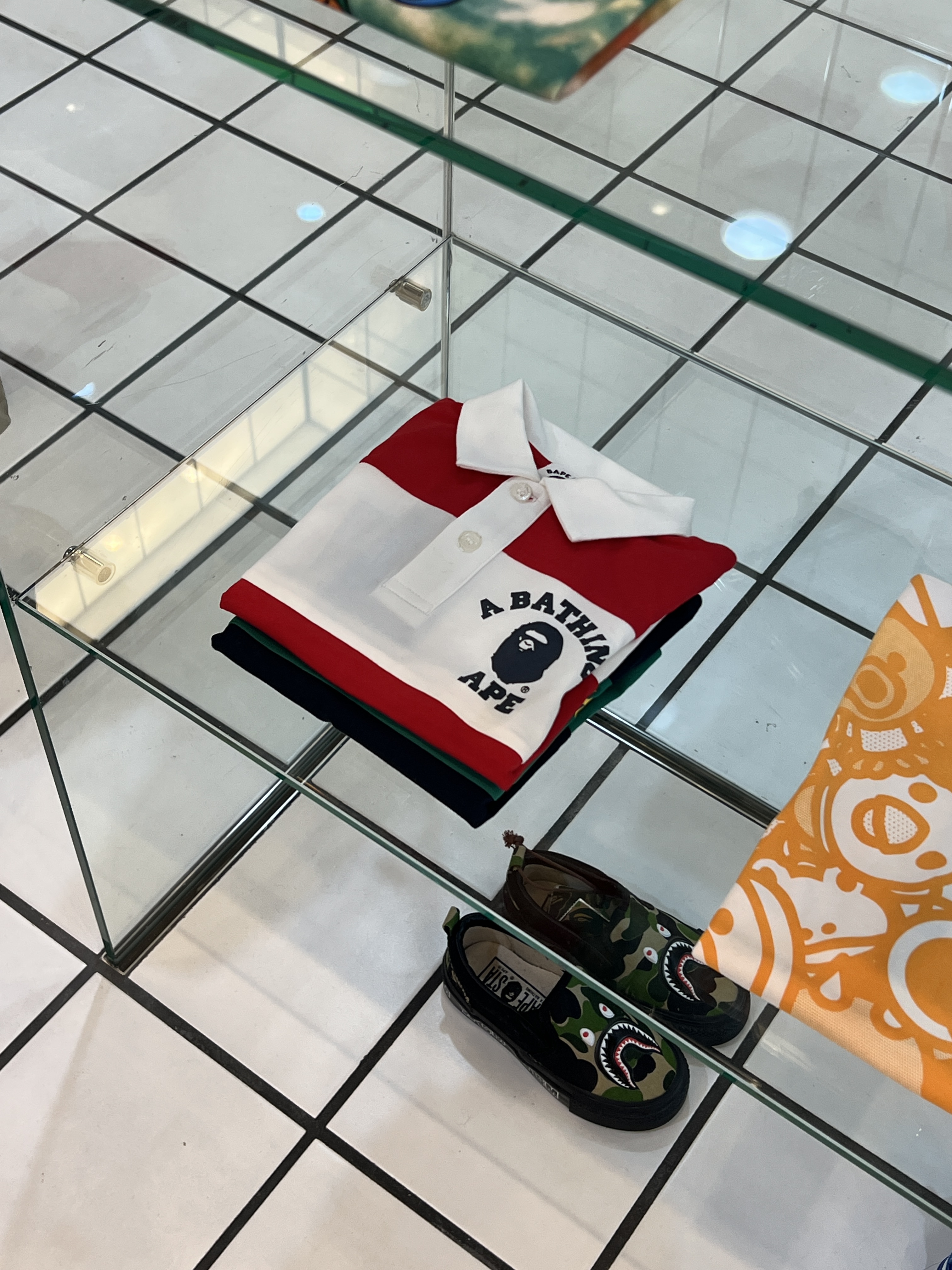 (Kids) BAPE College Panel Stripe Polo Shirt Red 착용 스타일