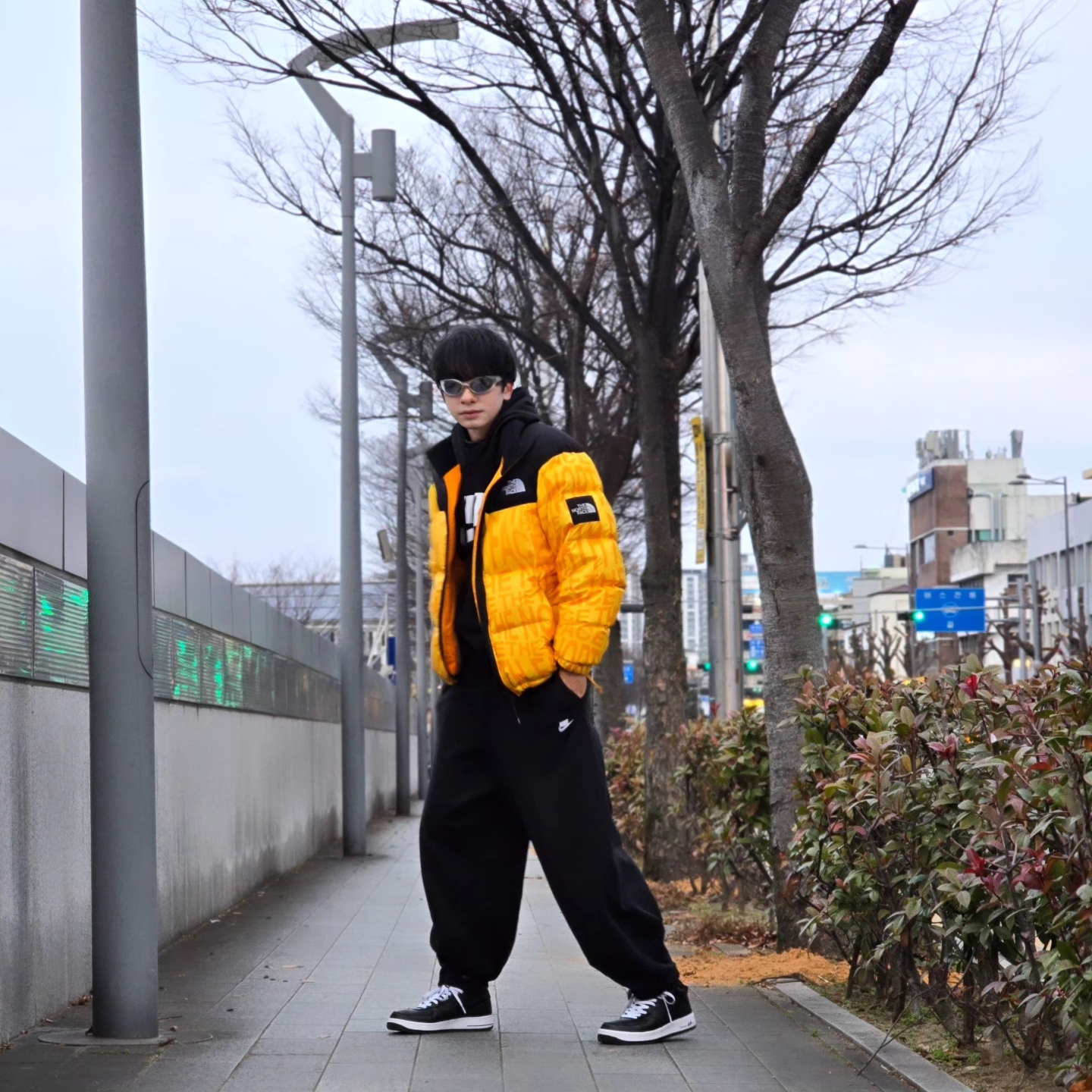 Nike NSW Club Fleece Graphic Pullover Hoodie black - Asia, Nike NSW Club Fleece Graphic Pullover Hoodie Black - US/EU 착용 스타일 - 4