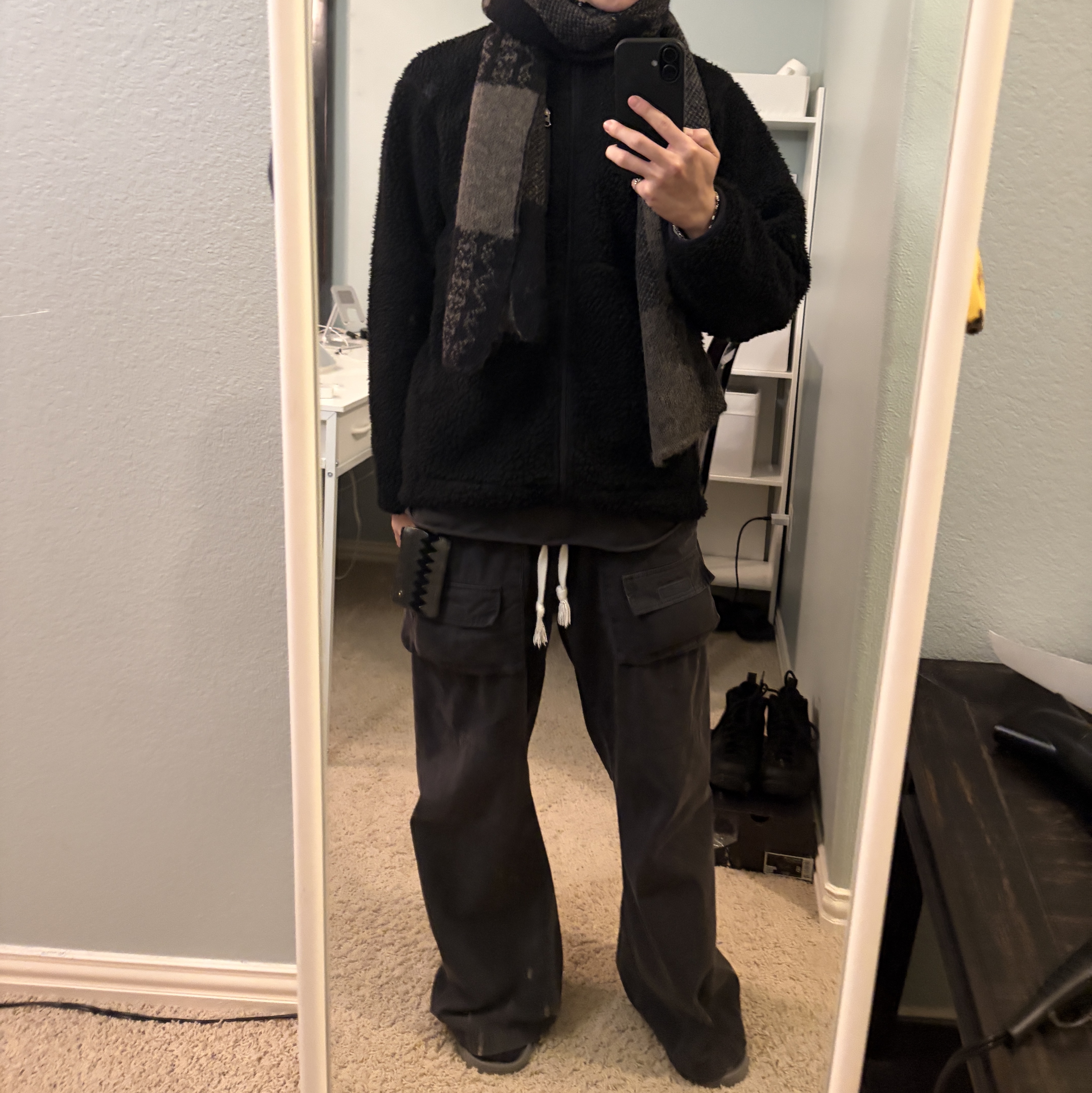 Polyteru Front Cargo Pants 1.2v Black, [프리오더] Polyteru Zigzag Card Wallet Black 착용 스타일