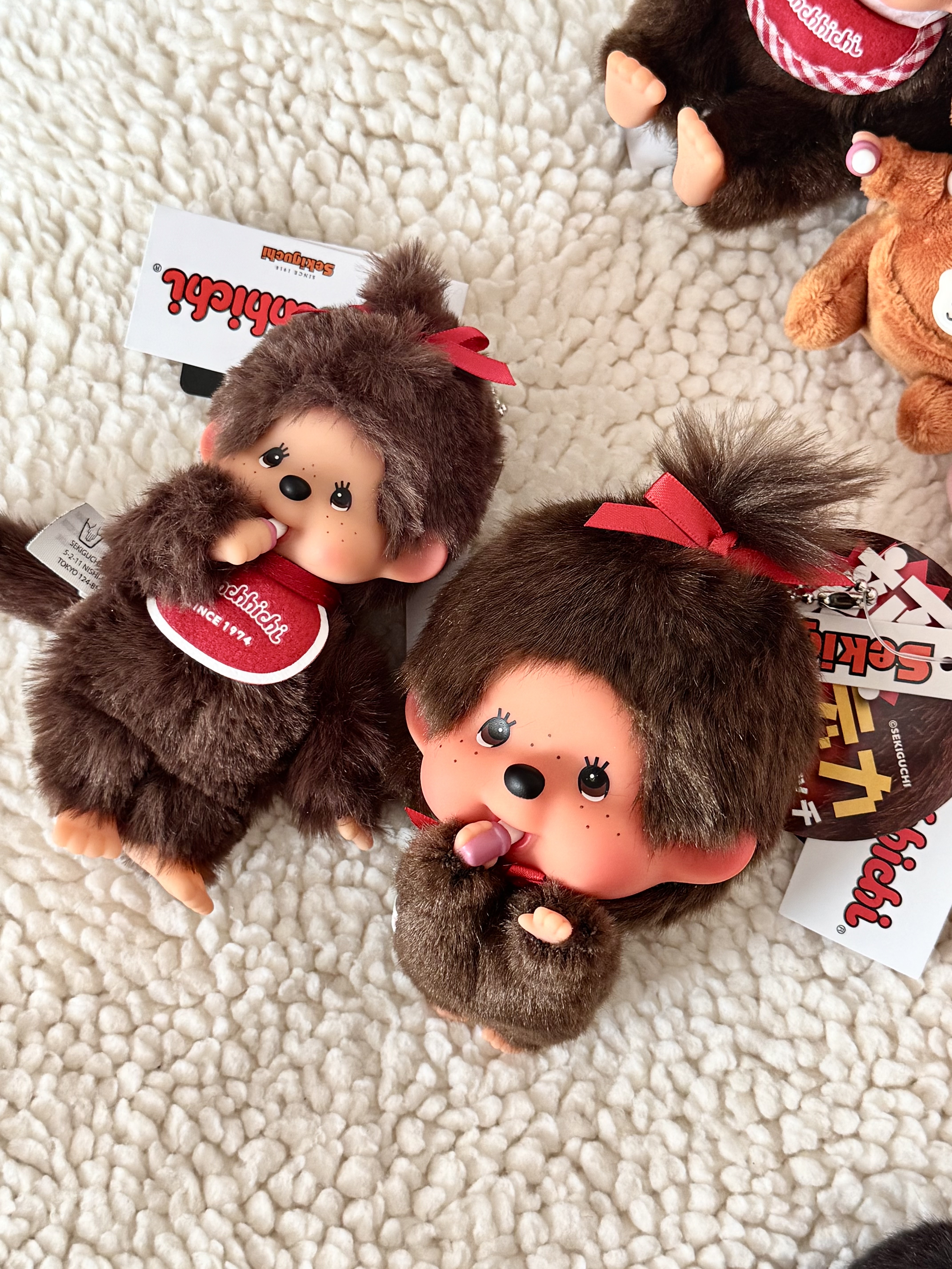Monchhichi Fly! Big Head Monchhichi Girl K/C, Monchhichi SS Girl Key Chain Brown 착용 스타일 - 1