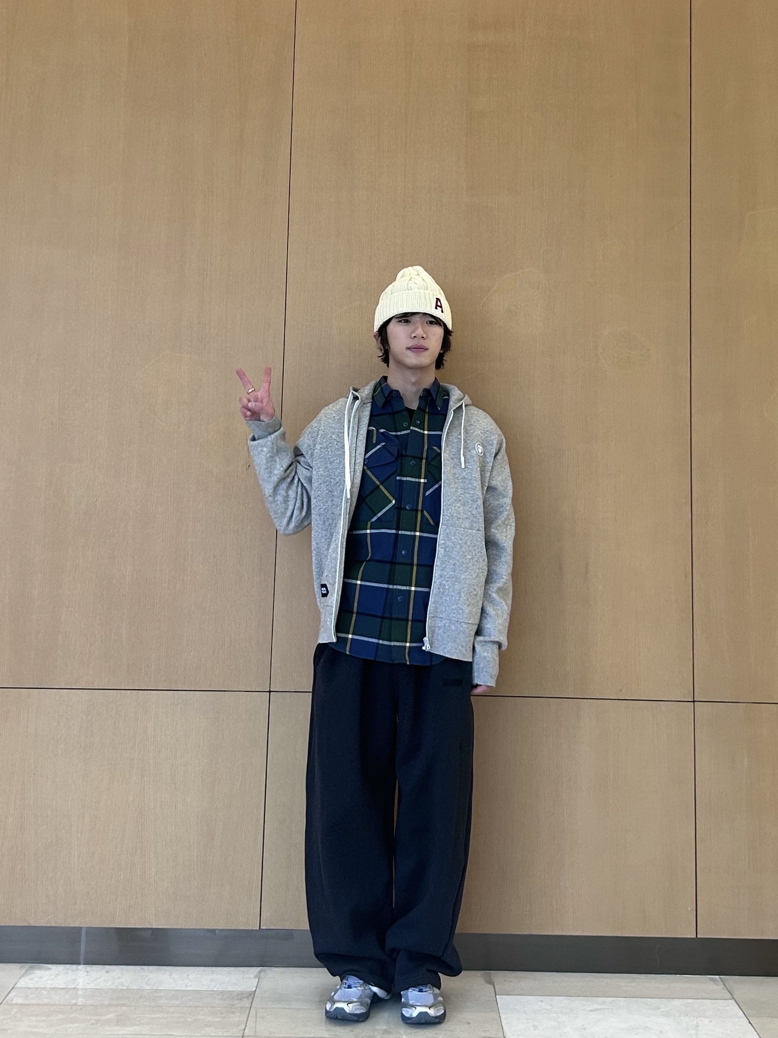 AAPE Now Long Sleeve Shirt Navy Yellow - 25FW 착용 스타일