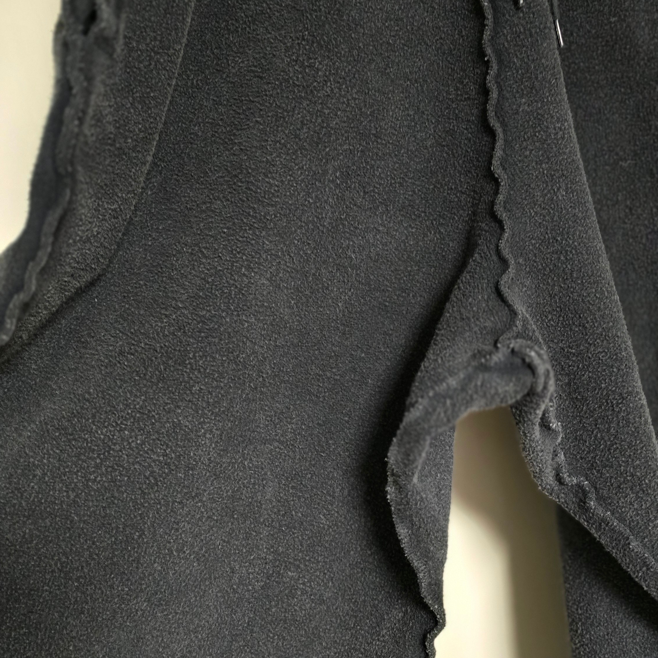 Balenciaga 3B Sports Icon Inside-Out Oversized Sweatpants Faded Black 착용 스타일 - 4