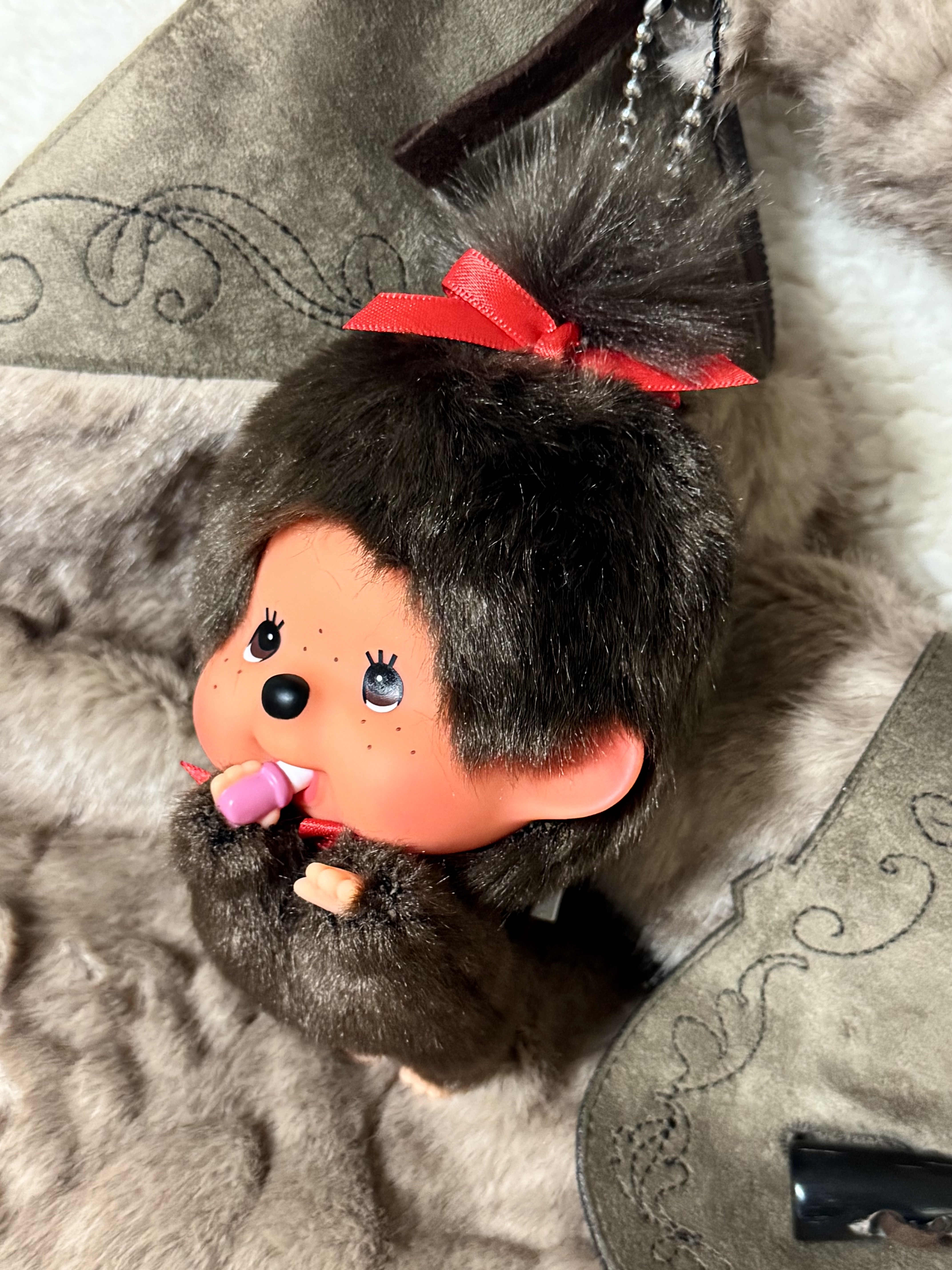 Monchhichi Fly! Big Head Monchhichi Girl K/C, Monchhichi SS Girl Key Chain Brown 착용 스타일 - 8