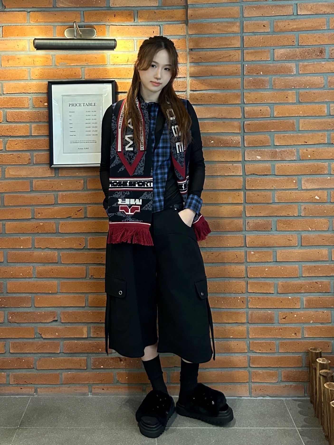 Martine Rose Reversible Scarf Grey Red - 25FW 착용 스타일 - 2