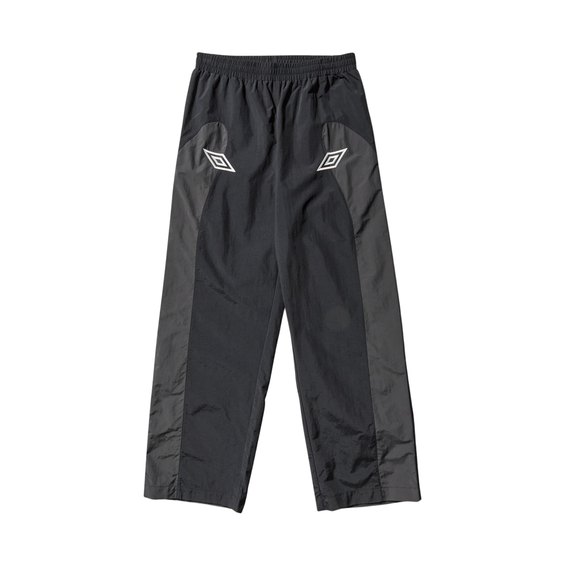 엄브로 x 슬램잼 가딩 트랙 팬츠 블랙 차콜(Umbro x Slam Jam Guarding Track Pants Black Charcoal)