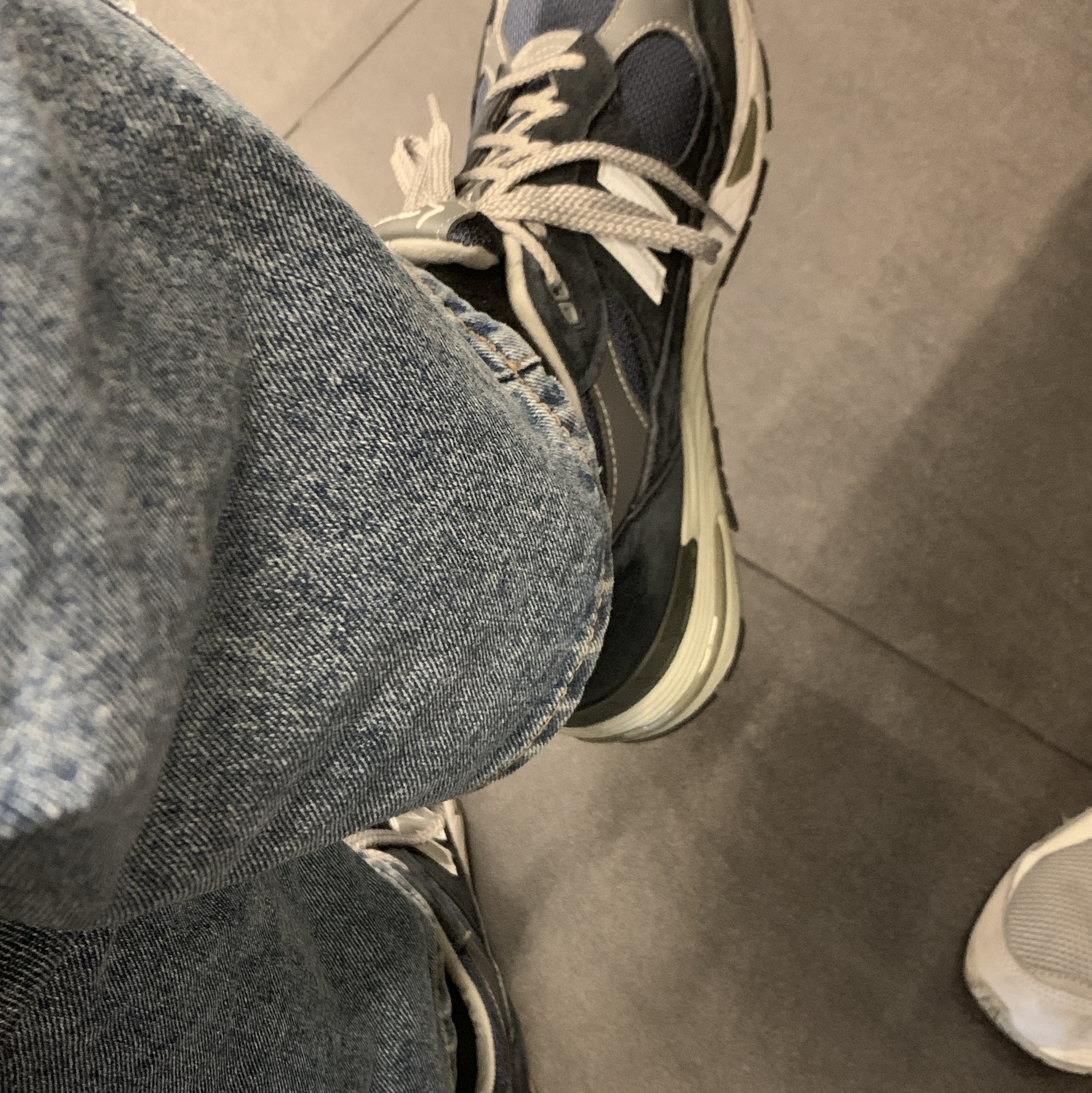 New Balance 991 Made in UK Navy 착용 스타일