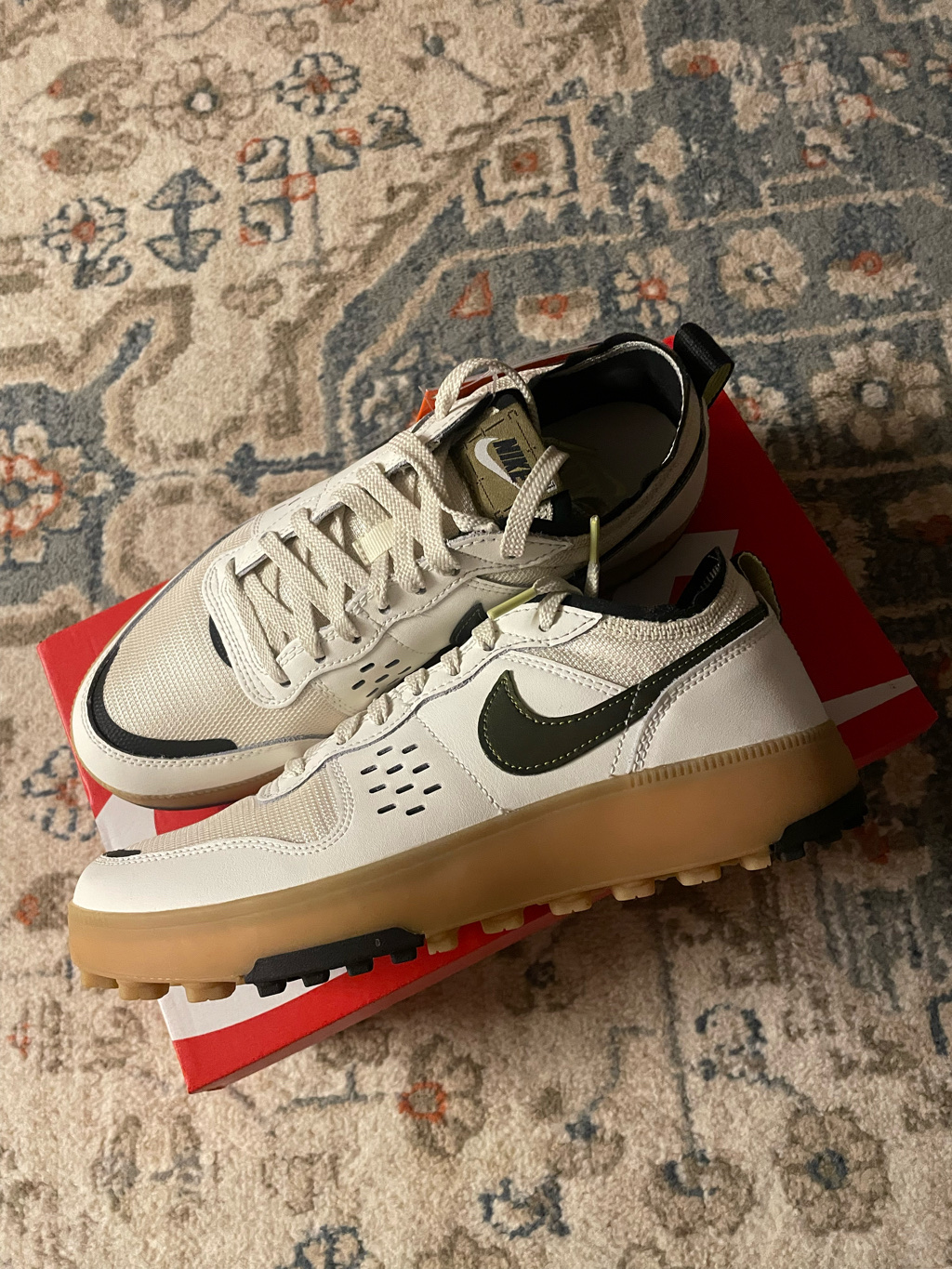 Nike C1TY Sail Coconut Milk 착용 스타일 - 1