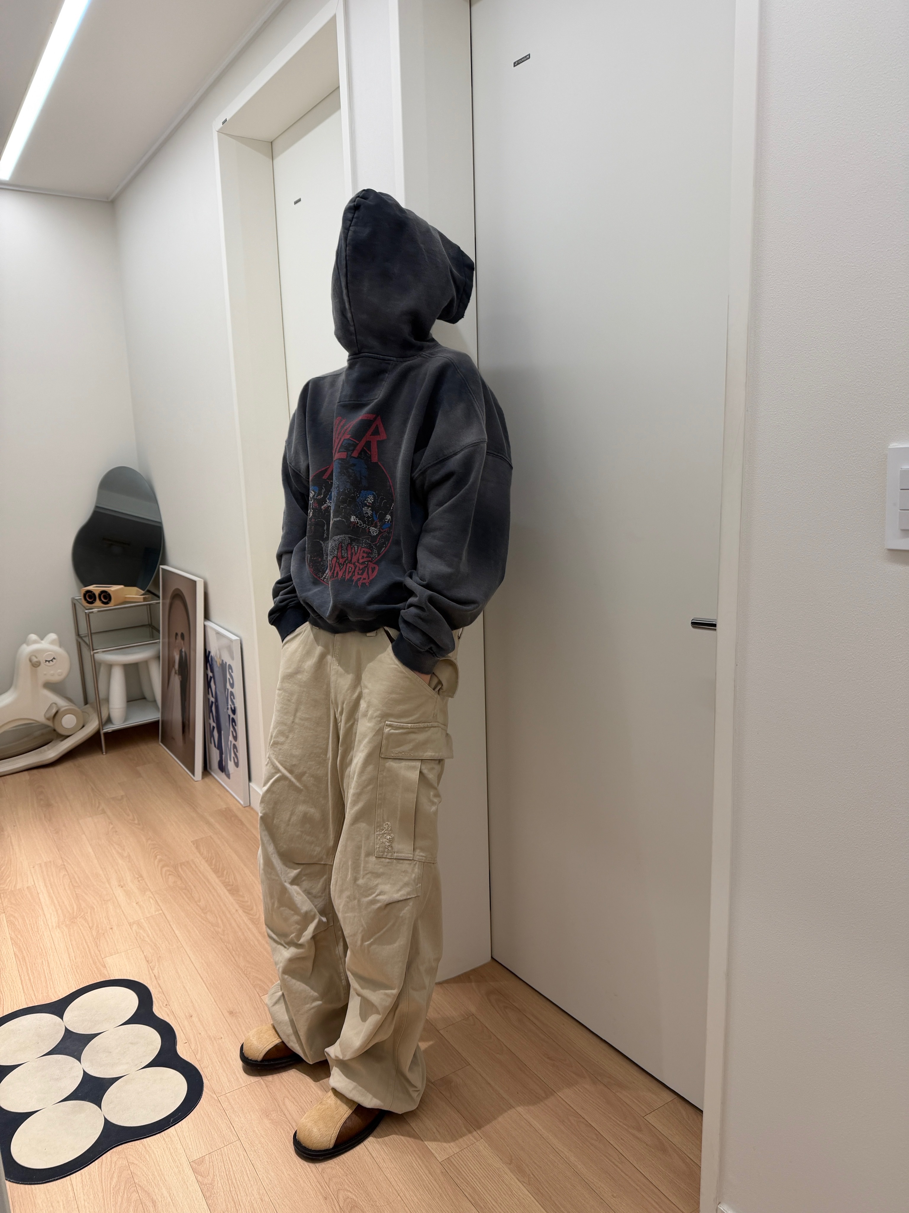 SLAYER Undermycar Live Undead Vintage Washed Hoodie Navy 착용 스타일 - 4