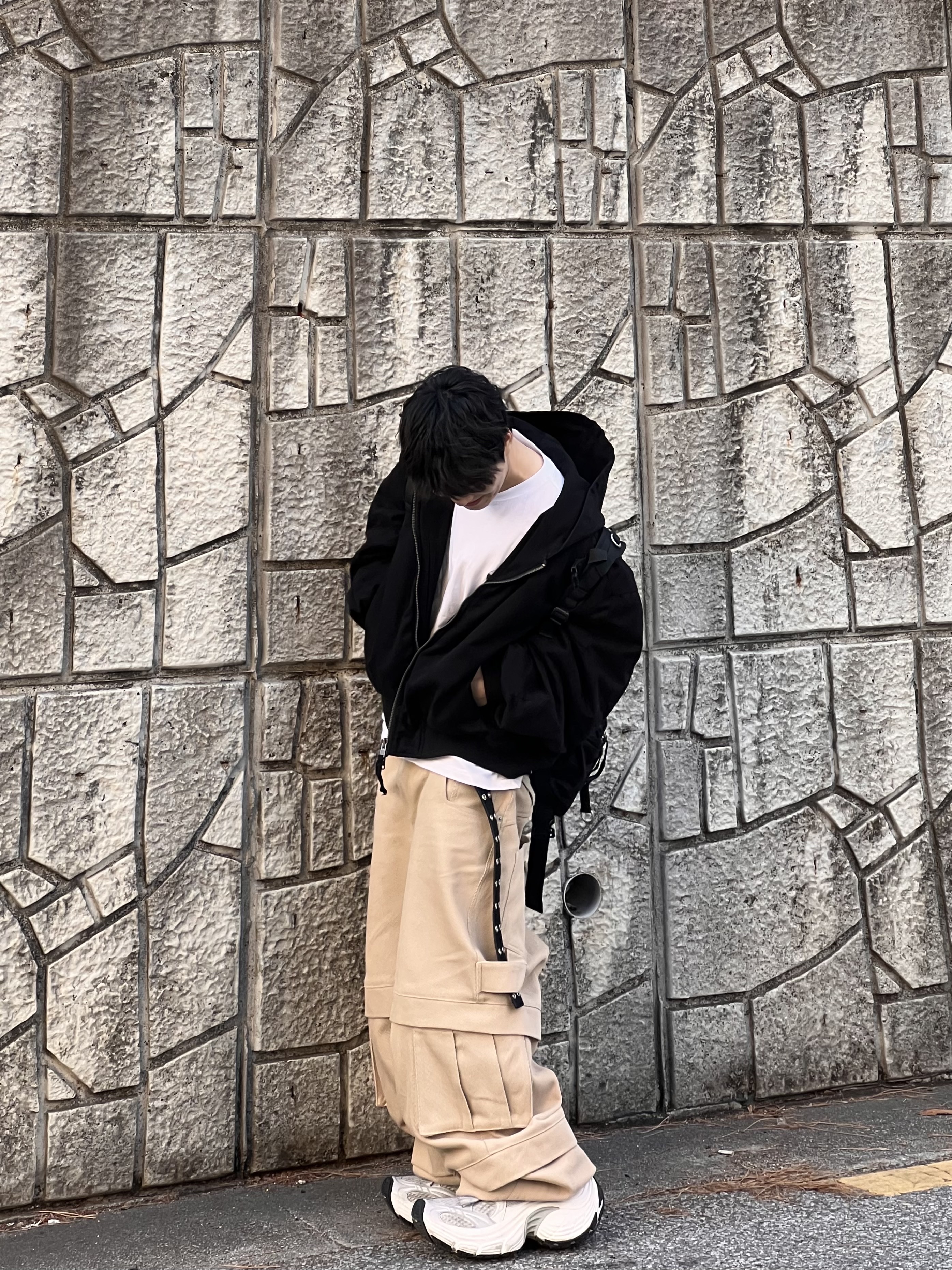 Kamien Titan Baggy Pants Beige, Kamien x MJD Double Hole Belt Black Shearling Calfskin 착용 스타일
