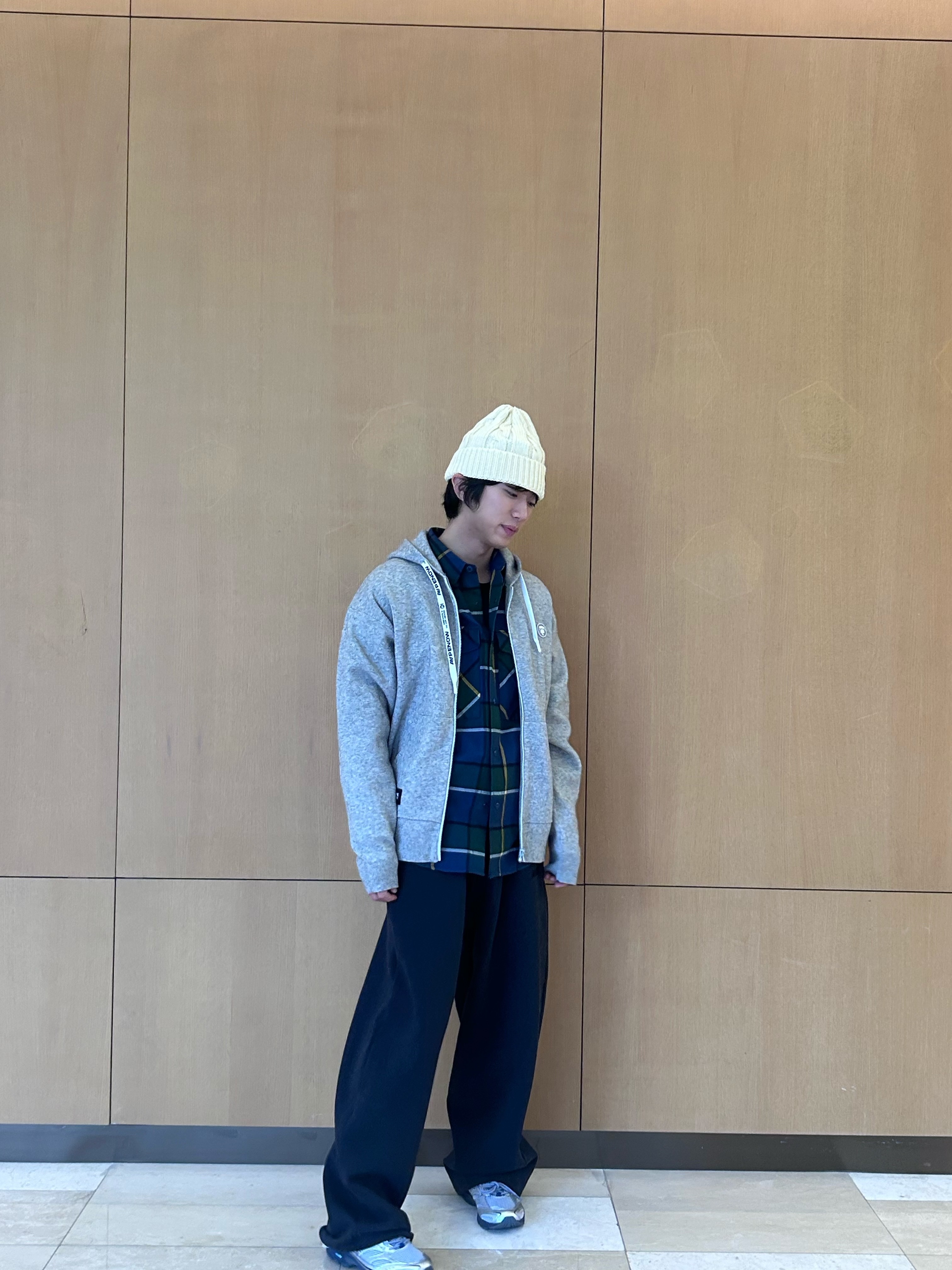 AAPE Now Knit Heather White - 25FW 착용 스타일 - 5