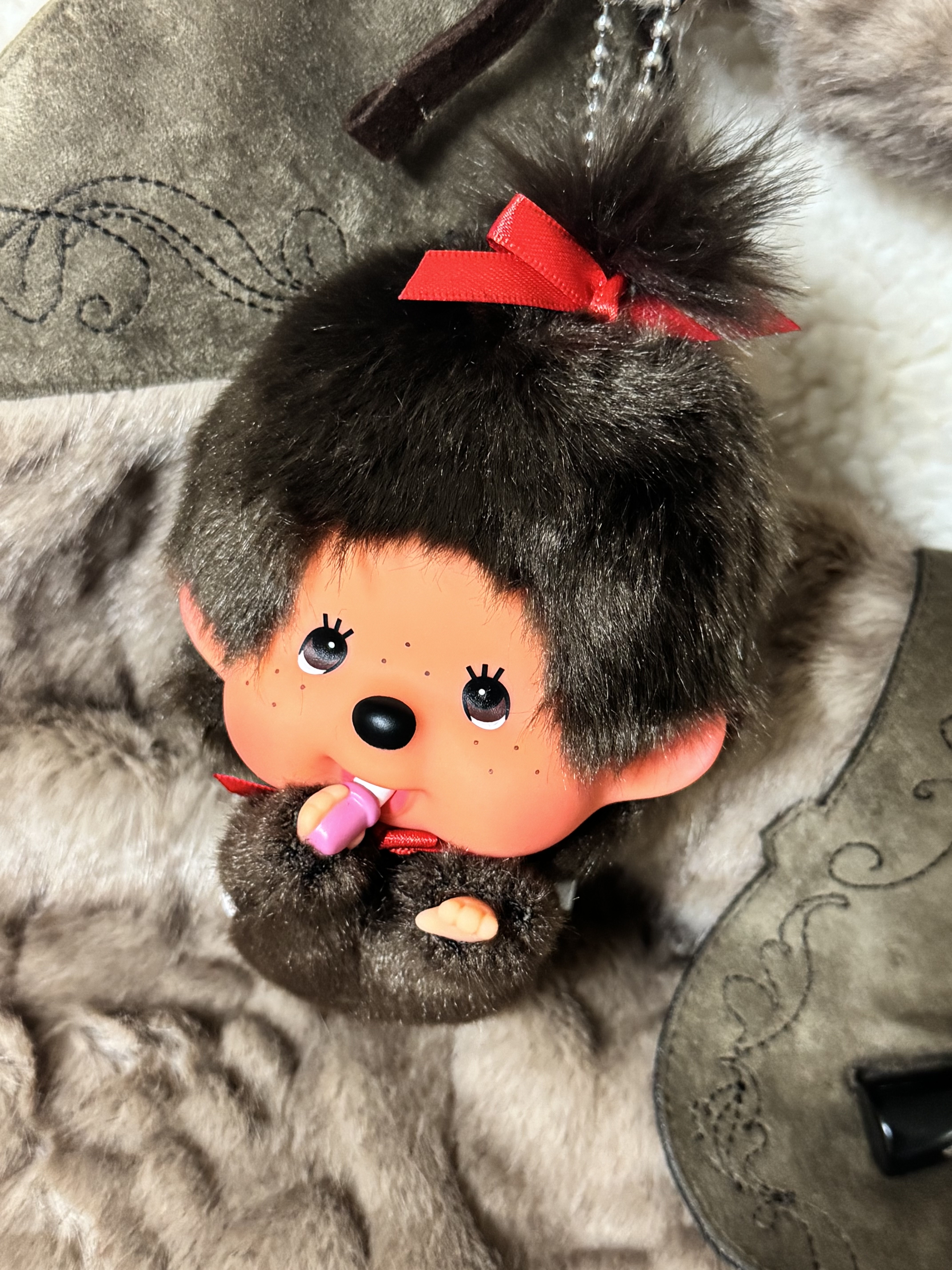 Monchhichi Fly! Big Head Monchhichi Girl K/C, Monchhichi SS Girl Key Chain Brown 착용 스타일 - 6