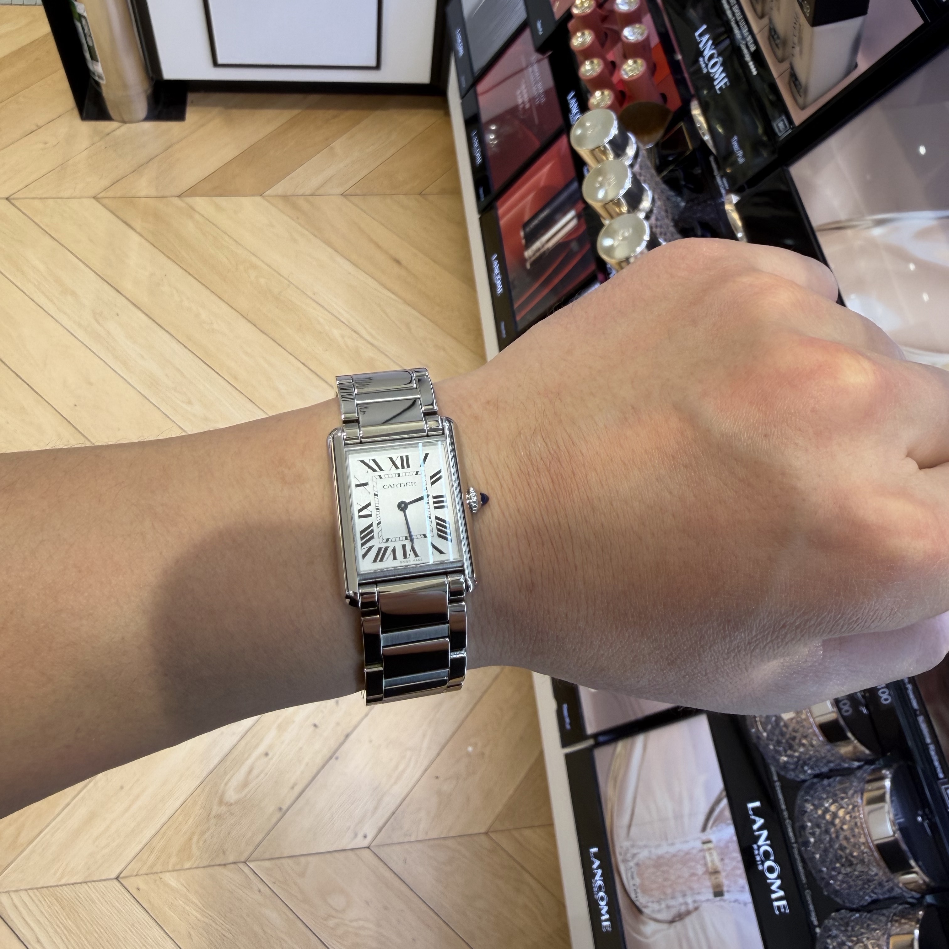 Cartier Tank Must Watch Large Quartz Steel Bracelet Steel 착용 스타일 - 2