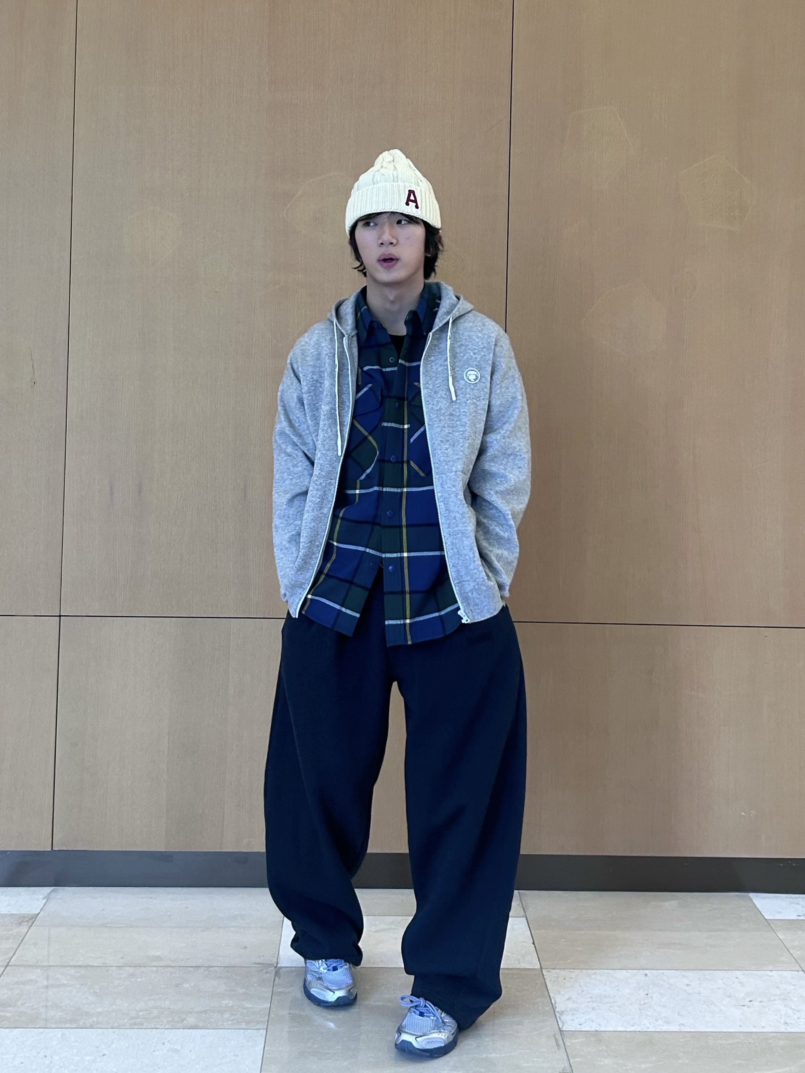Magliano Provincia Trackpants Off Black - 25FW 착용 스타일 - 1