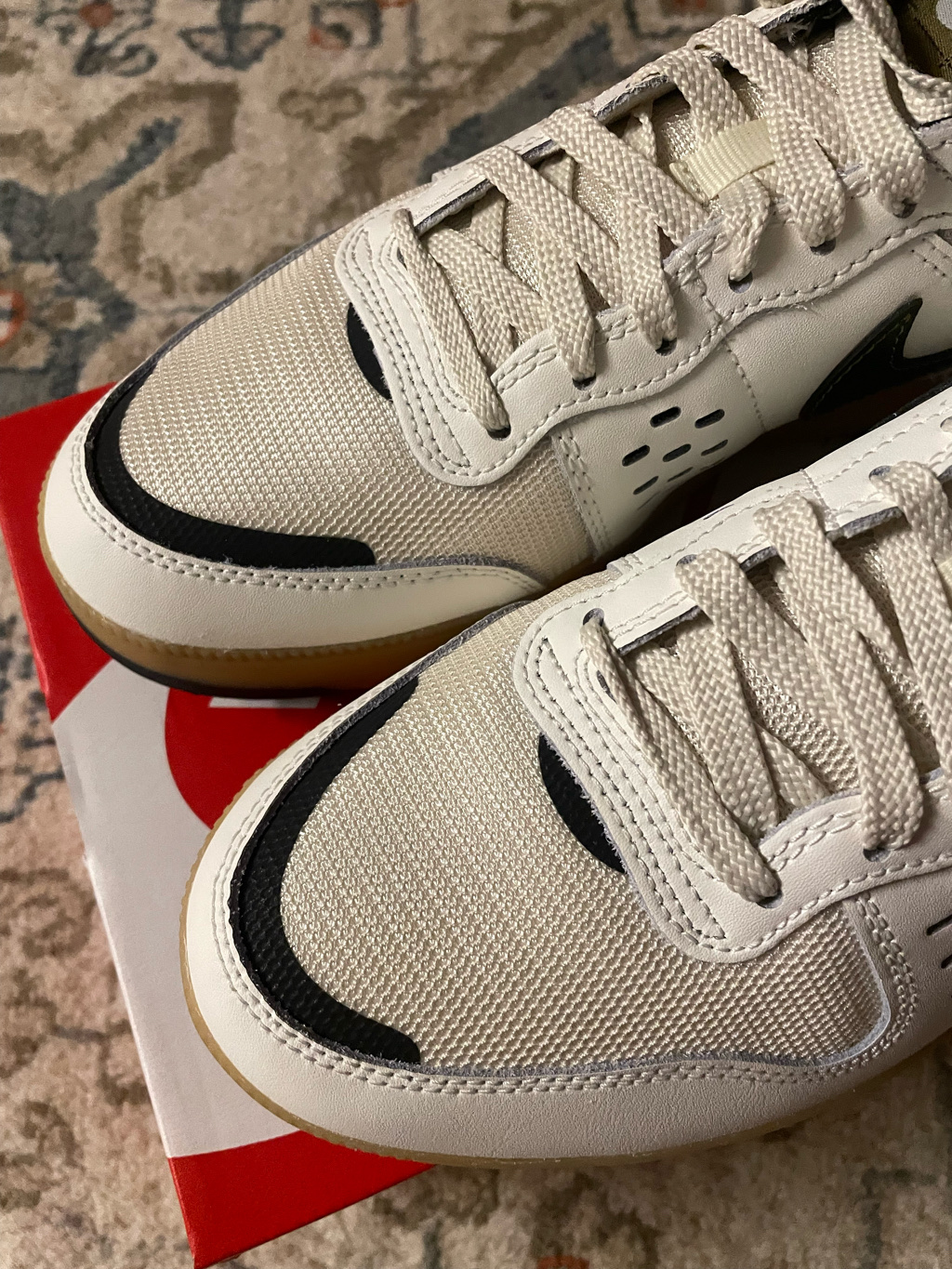 Nike C1TY Sail Coconut Milk 착용 스타일 - 4