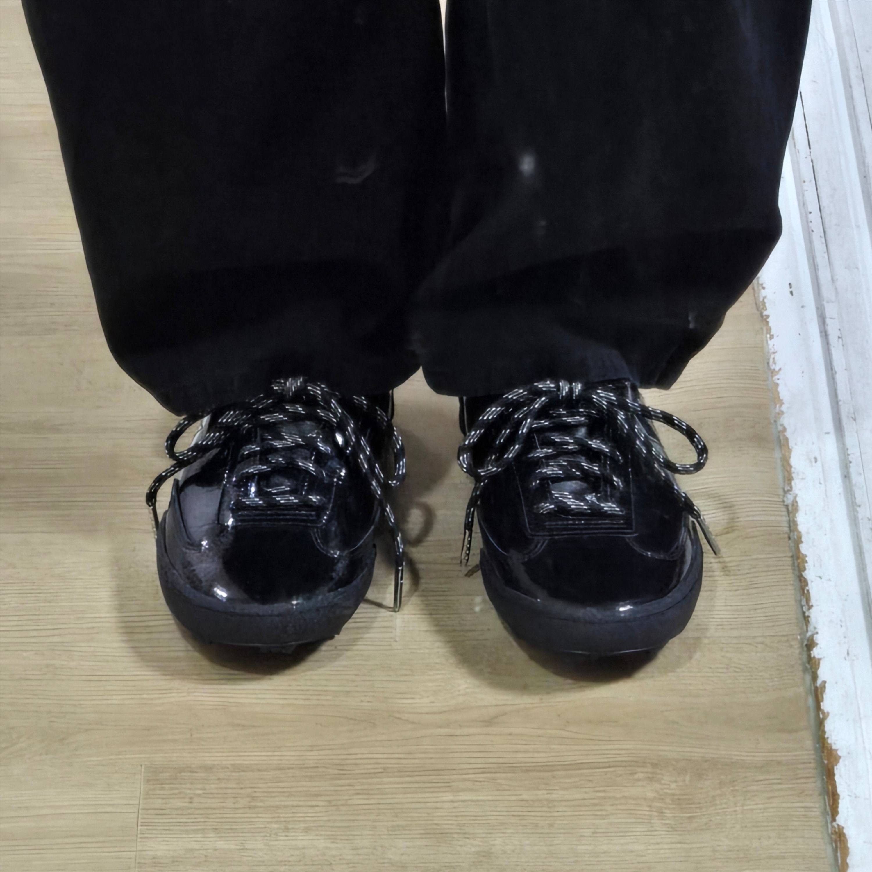 New Balance Gator Run Black 착용 스타일 - 1