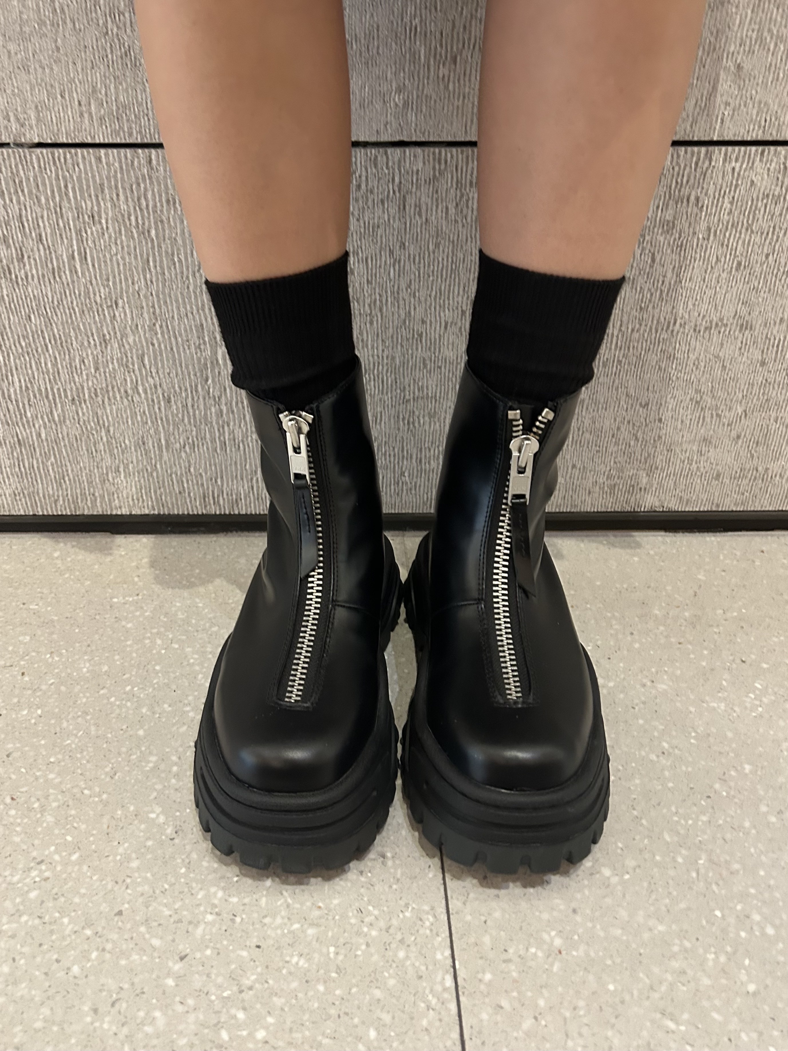 Eytys Raven Ii Leather Black - 25FW 착용 스타일 - 1