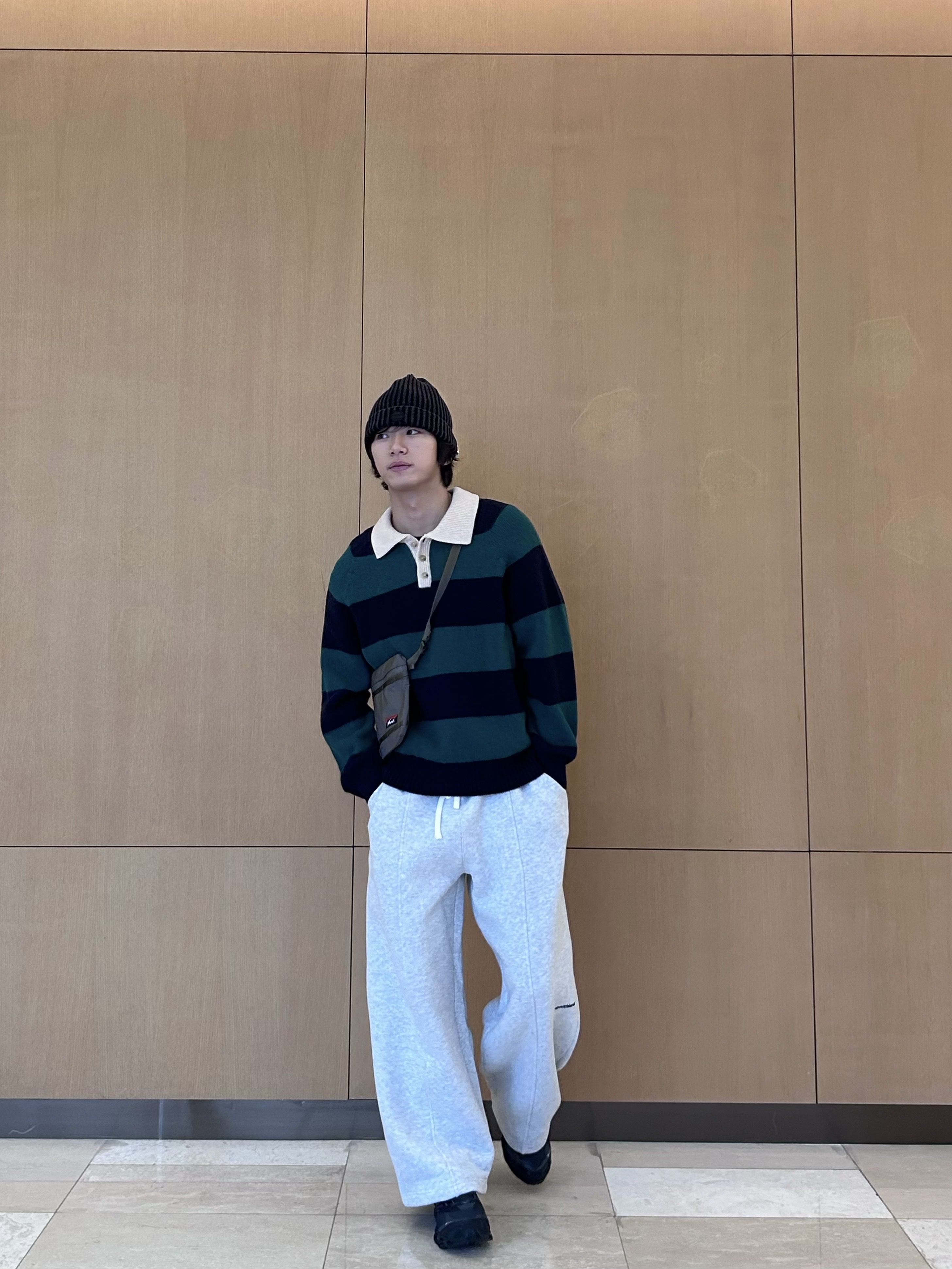 [KREAM 단독] About:Blank Pleated Sweatpant Grey Marl Black - 26SS 착용 스타일 - 1