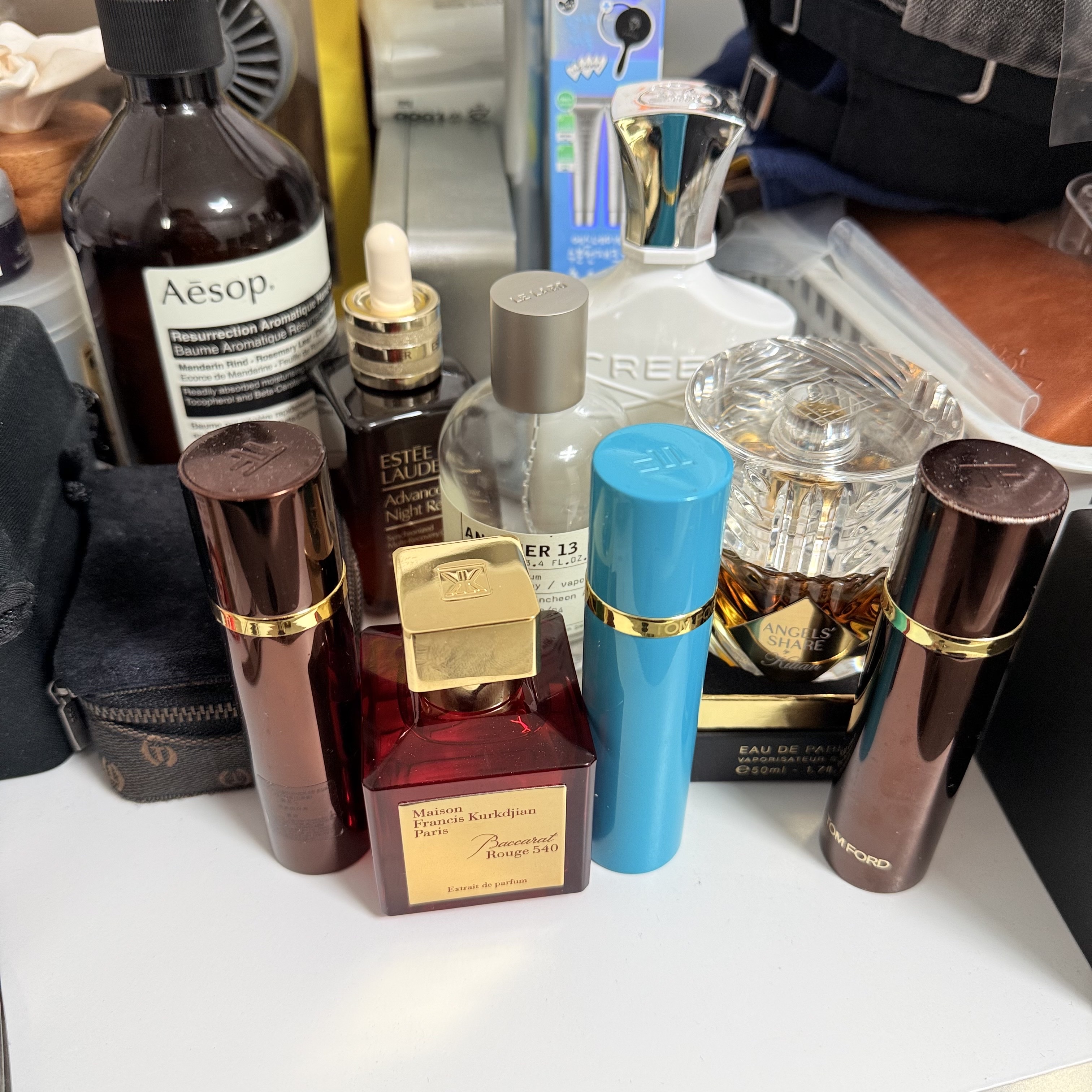 Maison Francis Kurkdjian Baccarat Rouge 540 Extrait De Parfum 70ml, Tom Ford Neroli Portofino Eau De Parfum Atomizer 10ml 착용 스타일