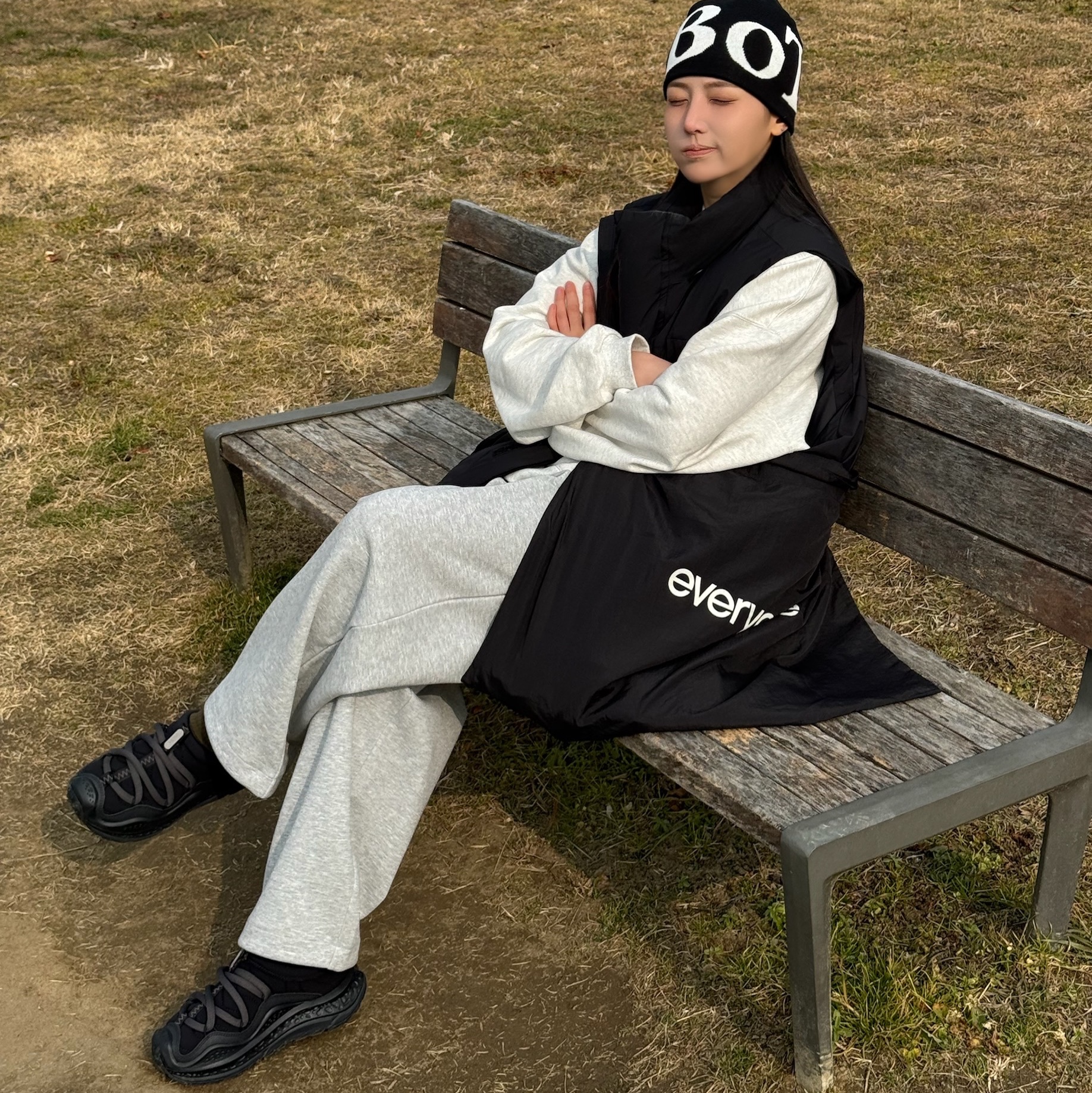 Hoka Ora Primo Black 착용 스타일