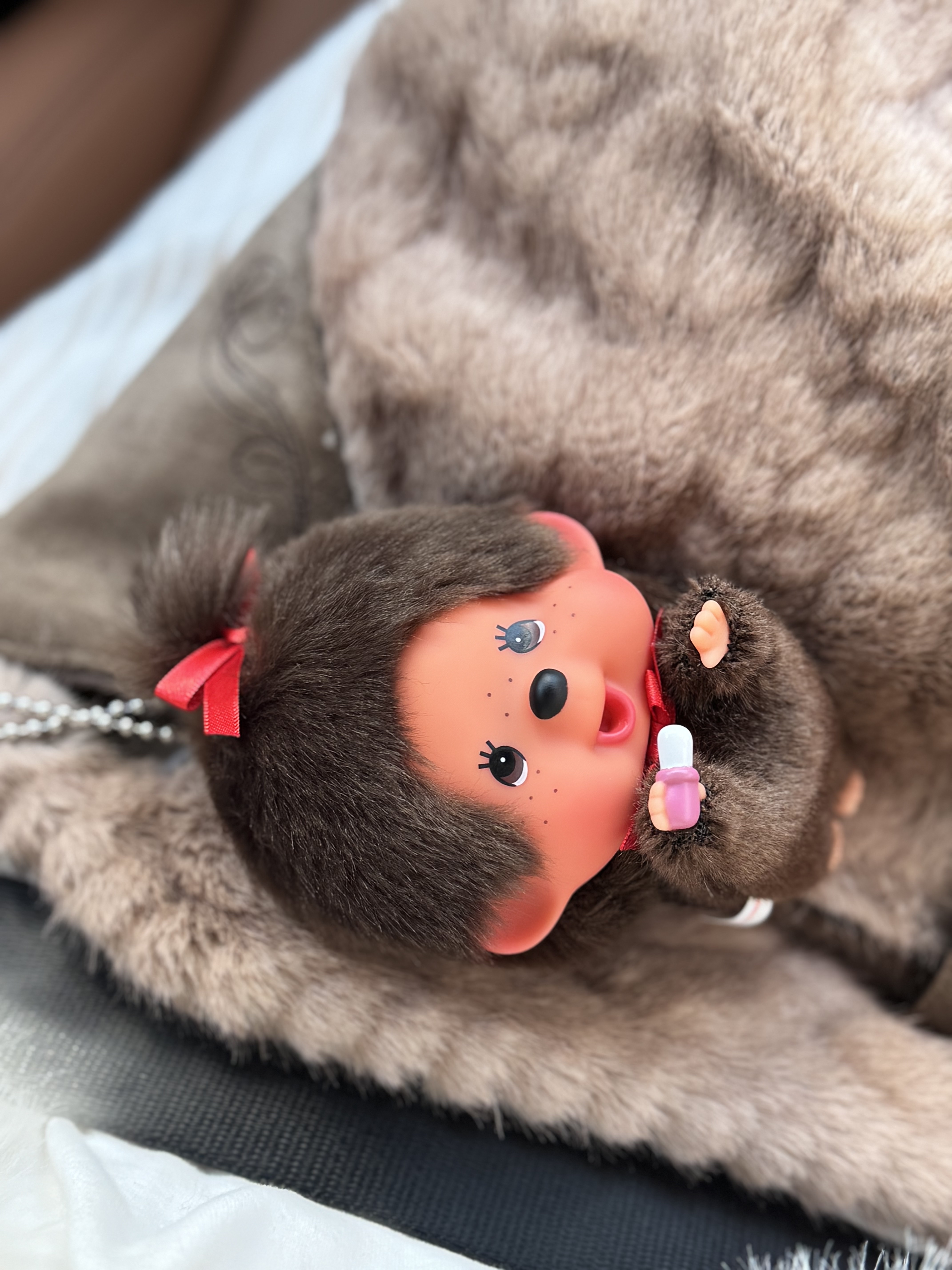 Monchhichi Fly! Big Head Monchhichi Girl K/C, Monchhichi SS Girl Key Chain Brown 착용 스타일 - 5