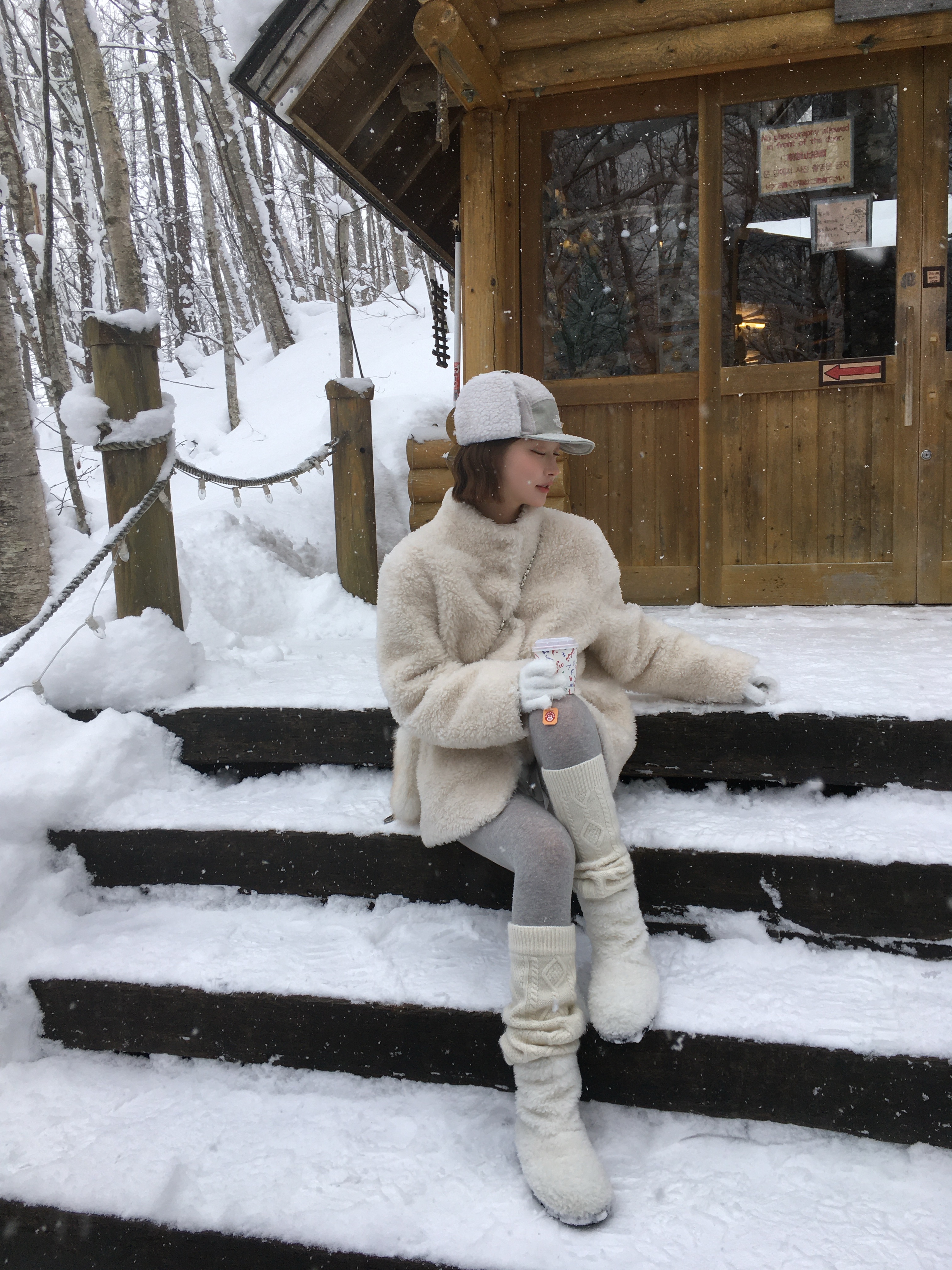 The North Face White Label Fleece Earmuff Cap White Sand - 25FW, The North Face White Label Fleece Earmuff Cap White Sand 착용 스타일 - 1