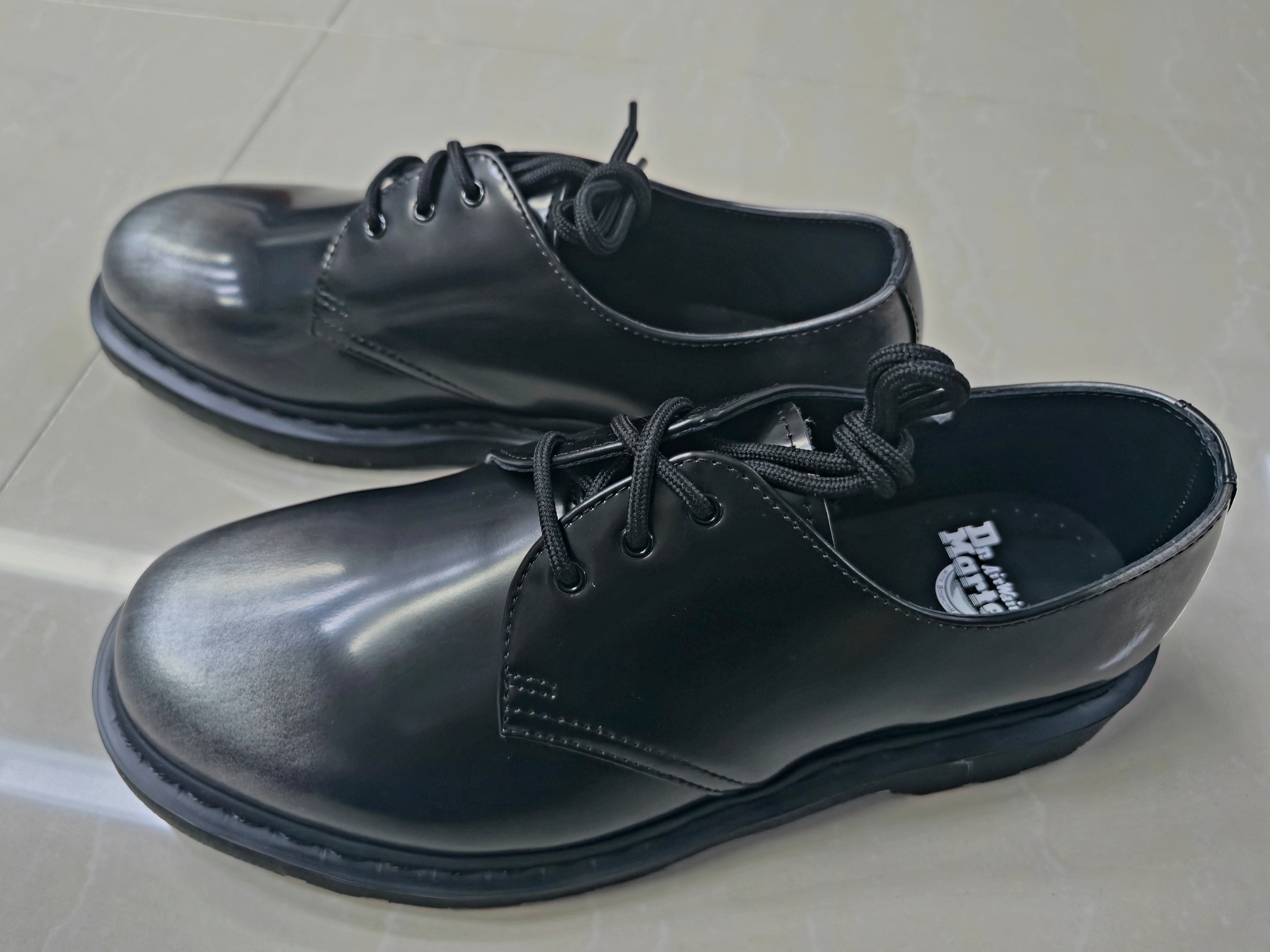 Dr. Martens 1461 Silver Arcadia Multi 착용 스타일 - 1