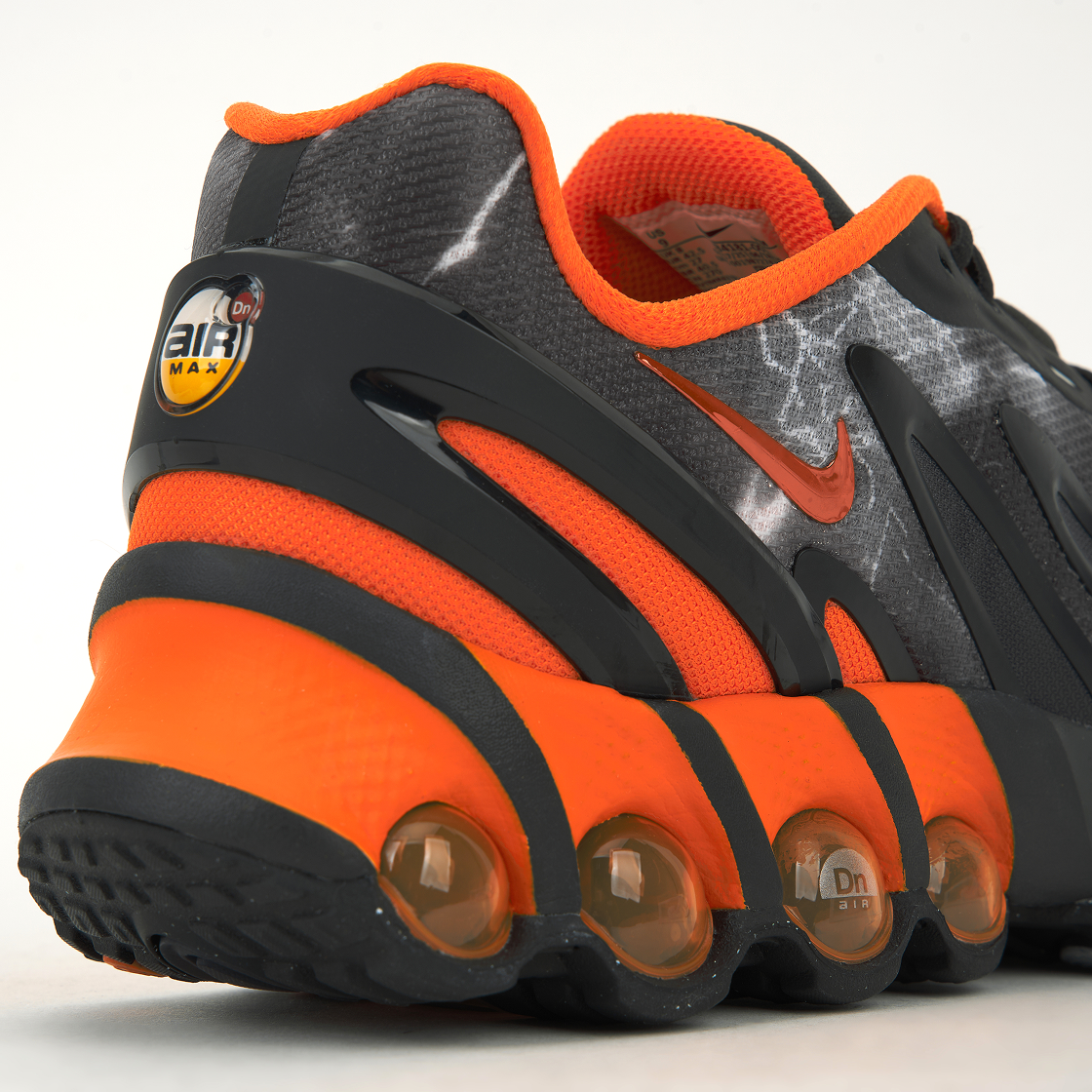 나이키 x 팔라스 에어맥스 Dn8 블랙 세이프티 오렌지(Nike x Palace Air Max Dn8 Black Safety Orange) - 9